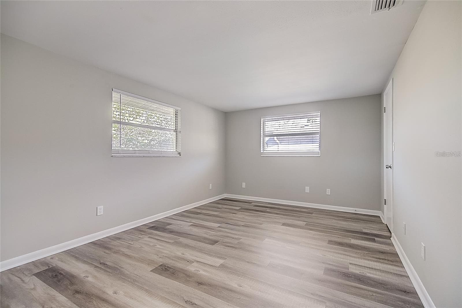 Single Family Residence at 8923 CANDLEWICK LN, PORT RICHEY, photo 7 of 22