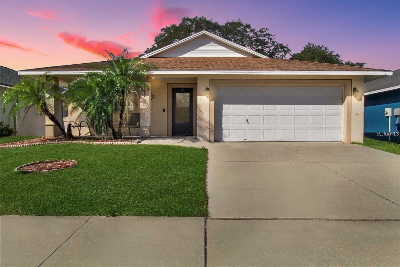 15427 WINTER BREEZE LN