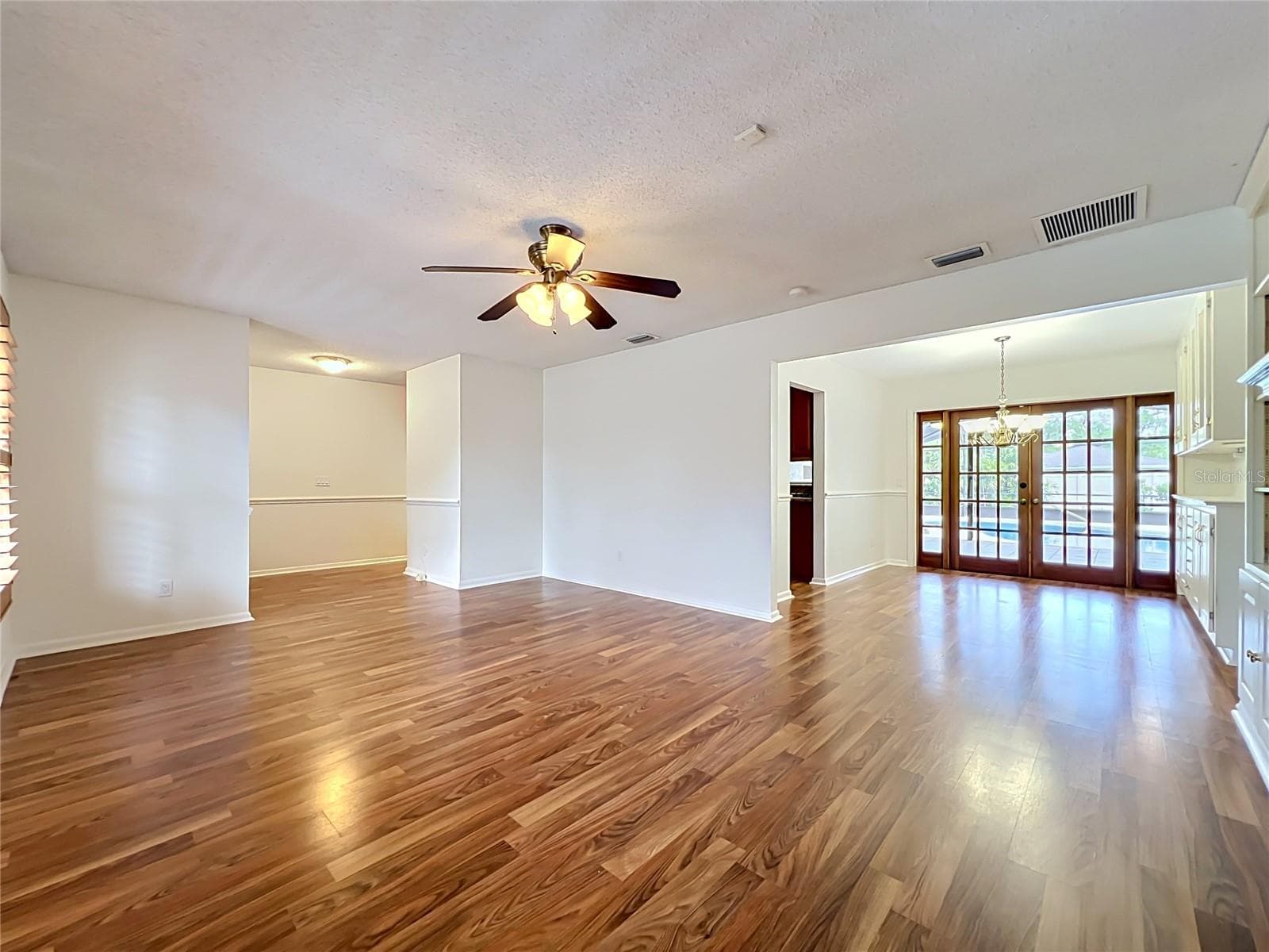 Single Family Residence at 105 CEDAR OAK TRL, LONGWOOD, photo 11 of 82