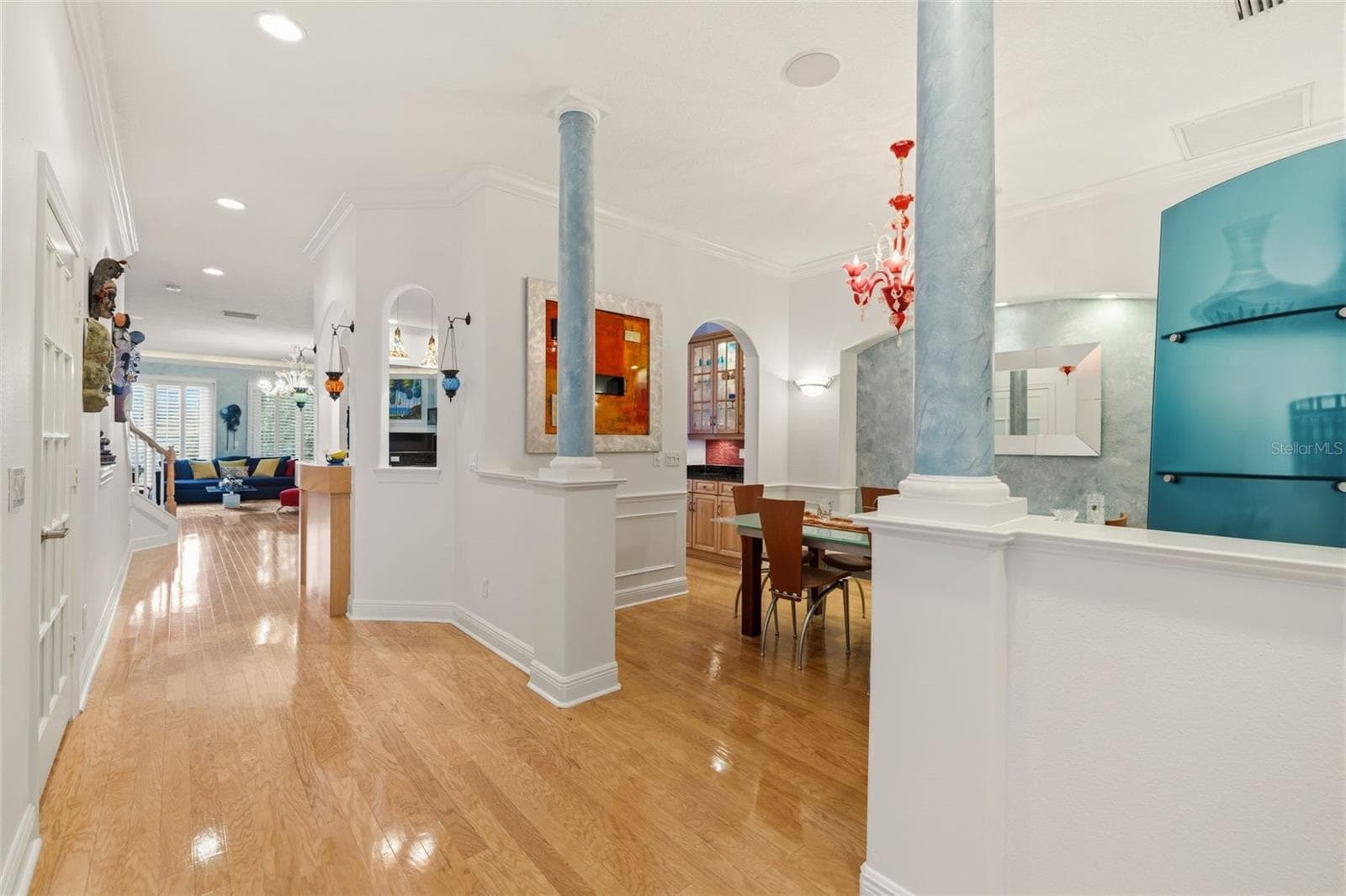 Townhouse at 615 SAXONY BLVD, ST PETERSBURG, photo 3 of 78