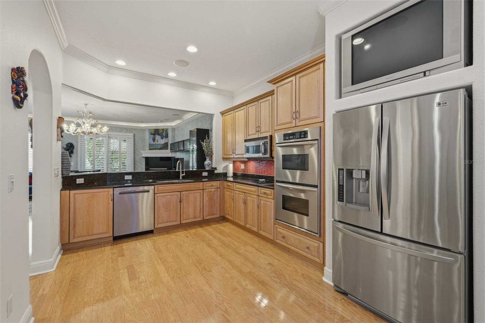 Townhouse at 615 SAXONY BLVD, ST PETERSBURG, photo 13 of 78