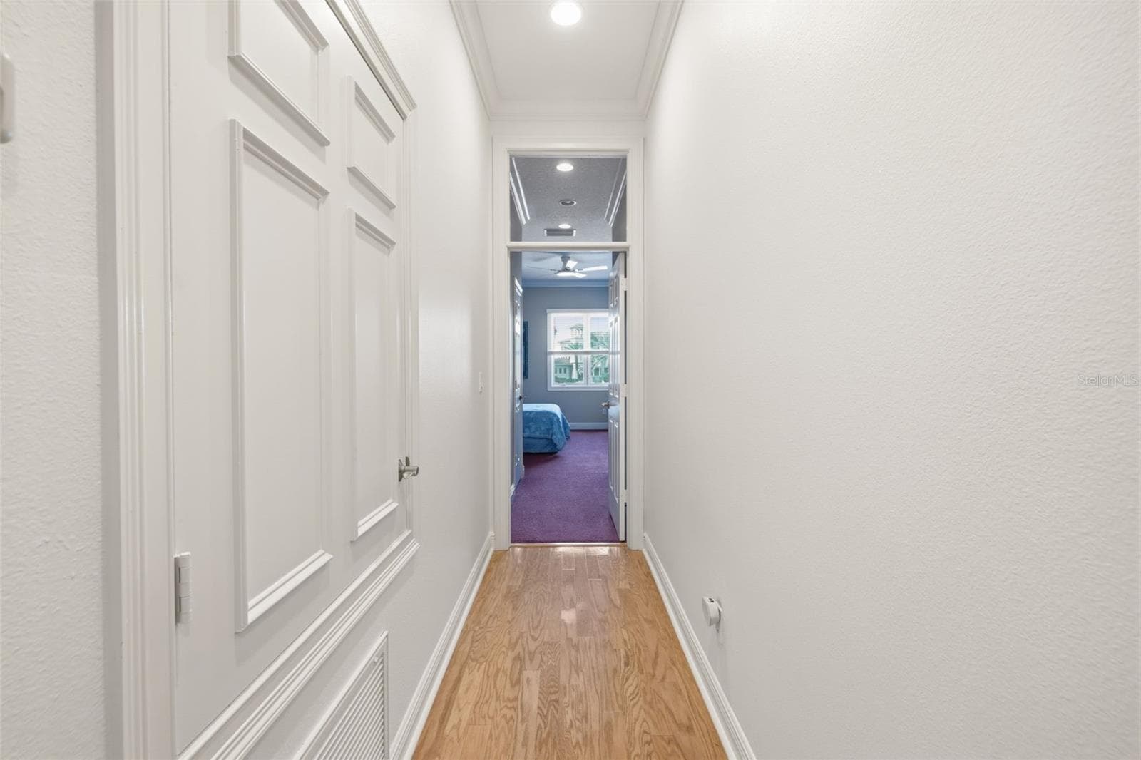 Townhouse at 615 SAXONY BLVD, ST PETERSBURG, photo 37 of 78