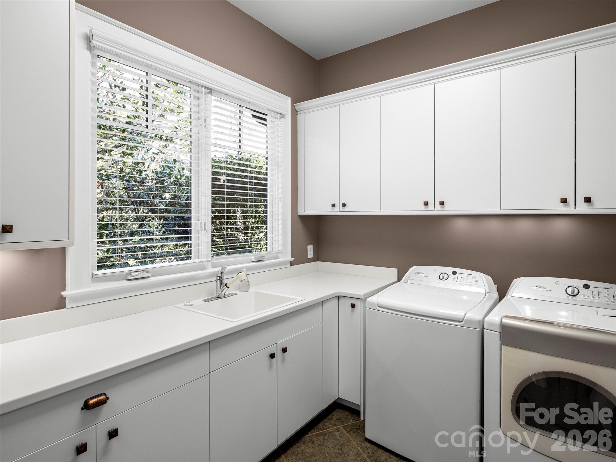 Single Family Residence at 171 Walnut Valley Parkway, Arden, photo 37 of 47