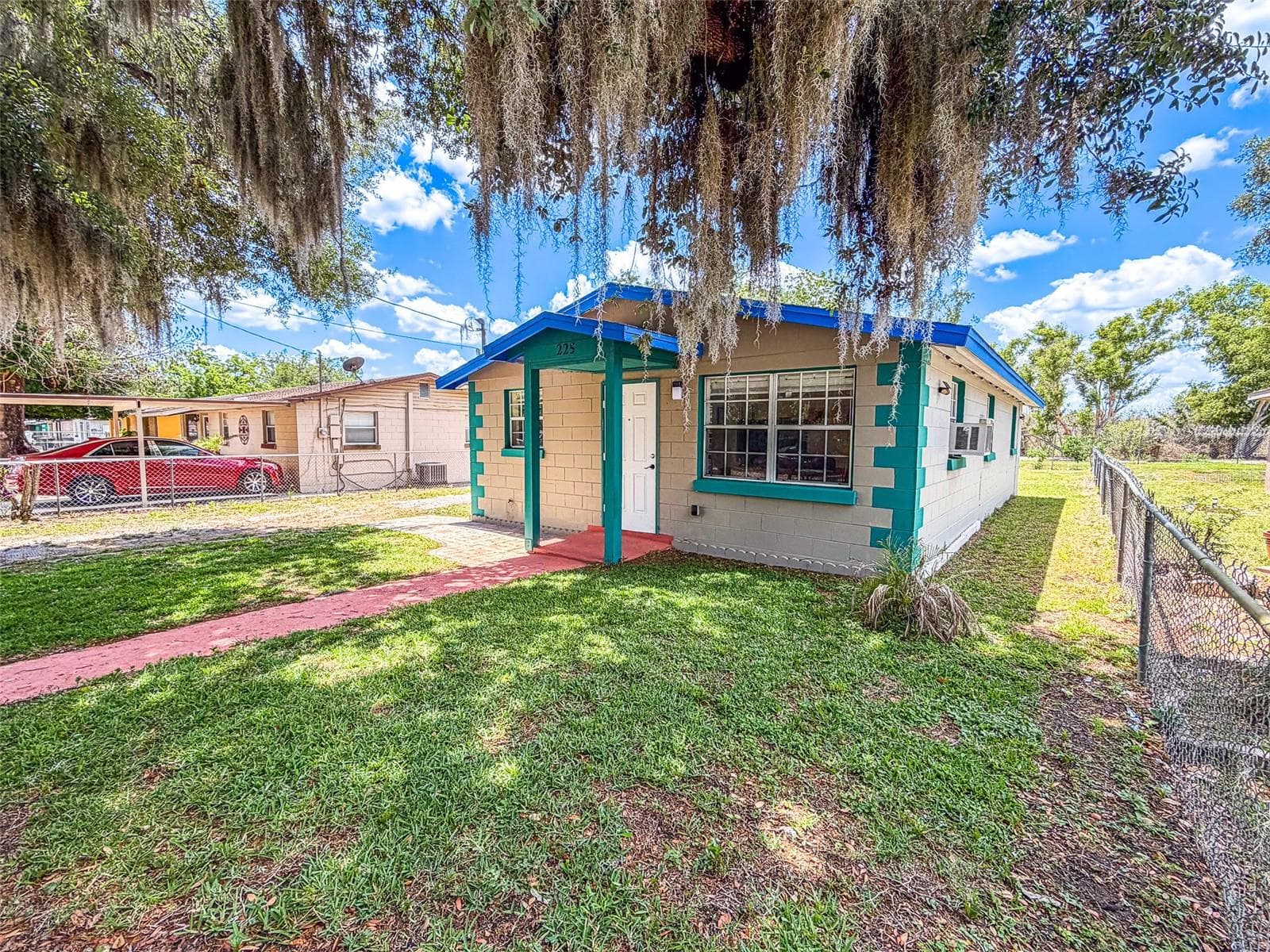 Single Family Residence at 225 W NORTHSIDE DR, LAKE WALES, photo 14 of 27