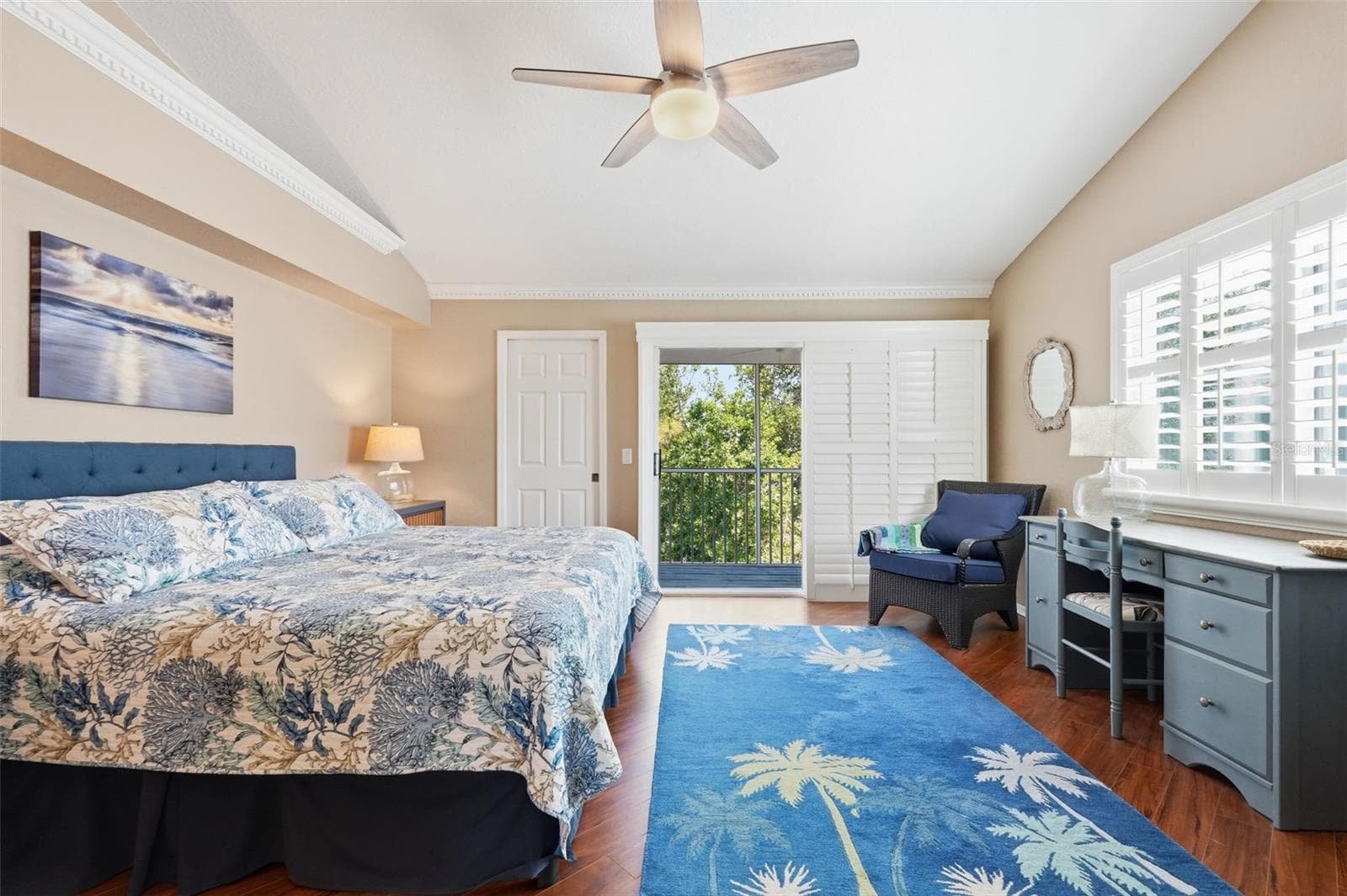 Vaulted ceilings - Rear South Facing Primary with extra windows & screened patio overlooking green space & water - 14837 SEMINOLE TRL, SEMINOLE