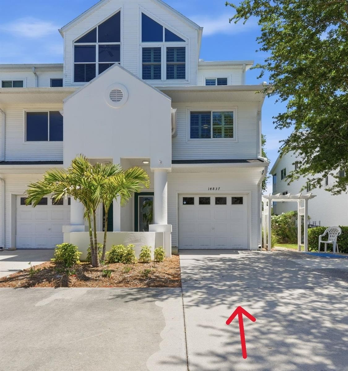 View of double wide driveway - 14837 SEMINOLE TRL, SEMINOLE
