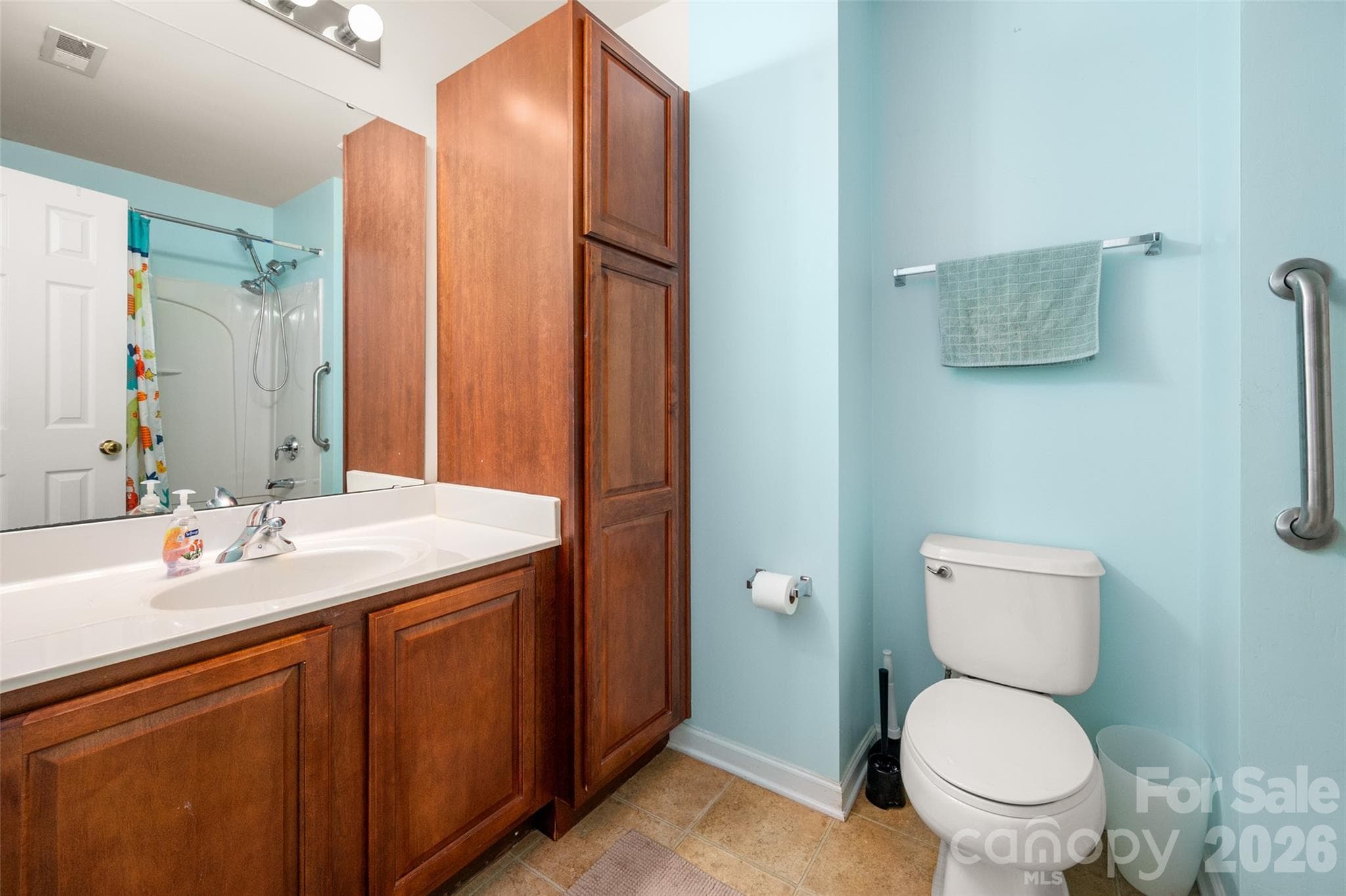 Townhouse at 228 Tail Race Lane, Fort Mill, photo 28 of 34