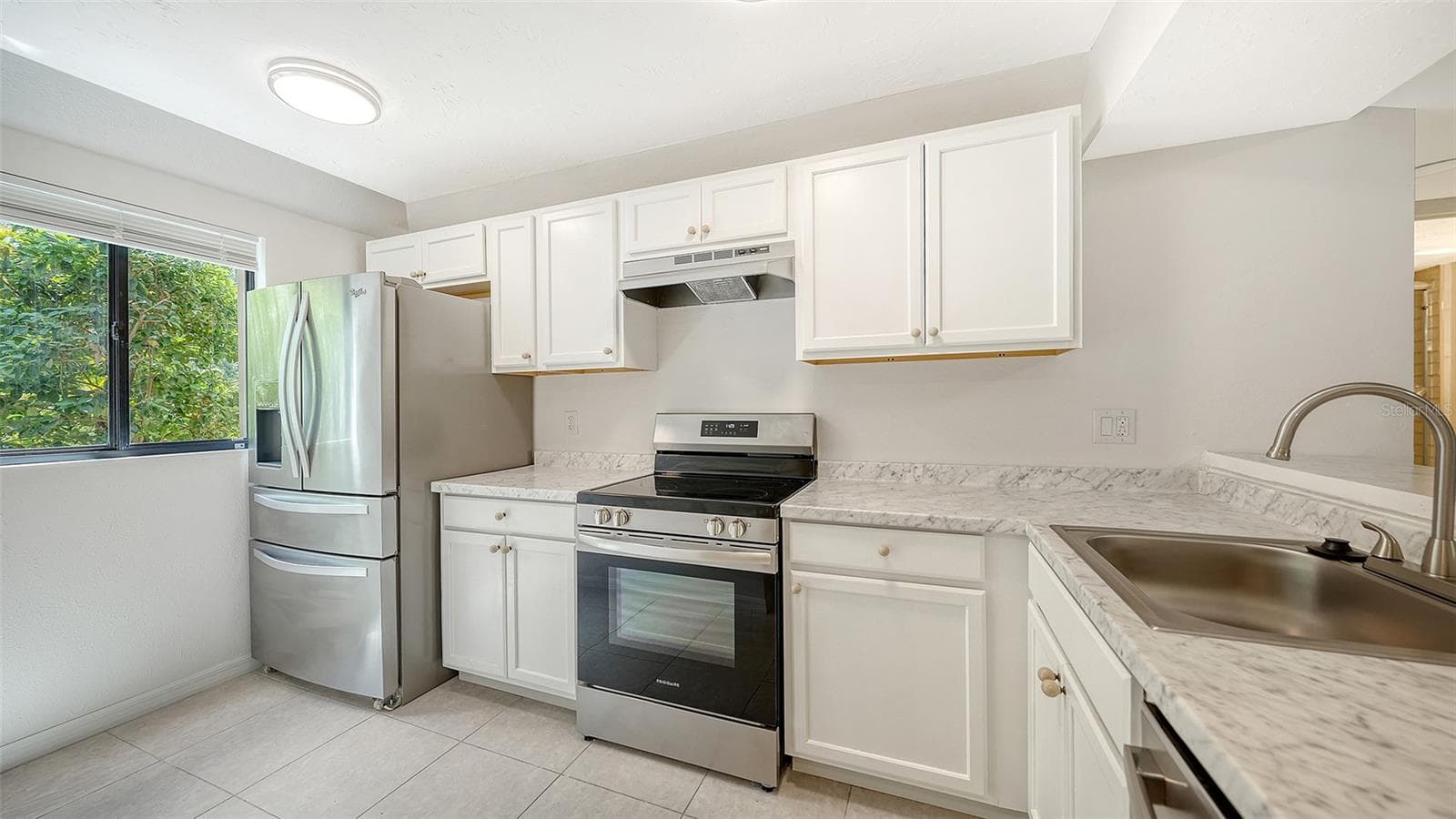 Condominium at 1720 GLENHOUSE DR #326, SARASOTA, photo 4 of 57