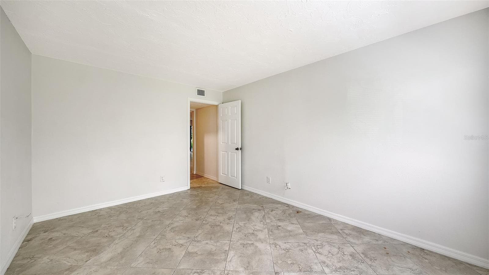Condominium at 1720 GLENHOUSE DR #326, SARASOTA, photo 19 of 57