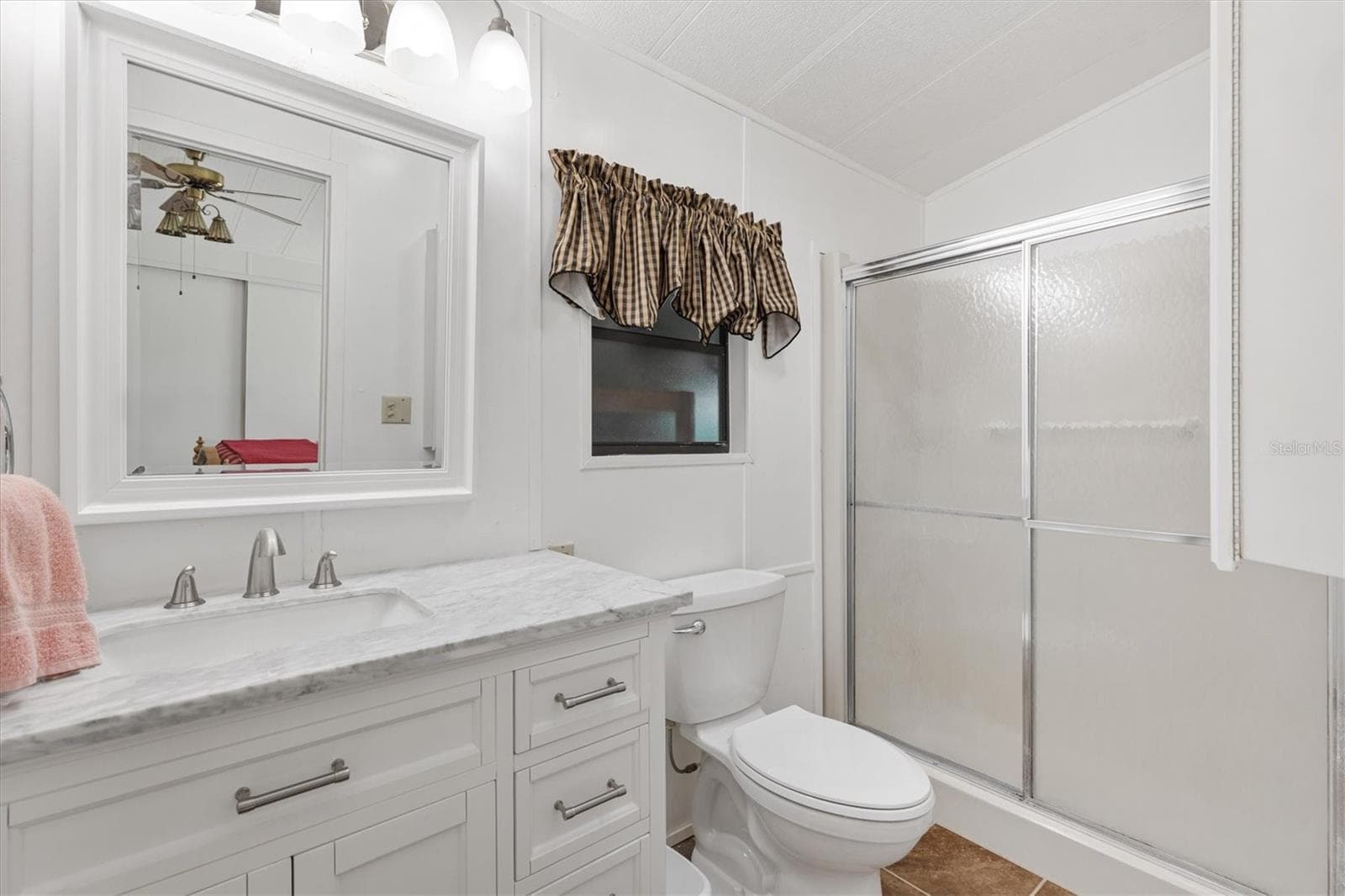 Manufactured Home at 732 ROYAL PALM AVE, THE VILLAGES, photo 18 of 30