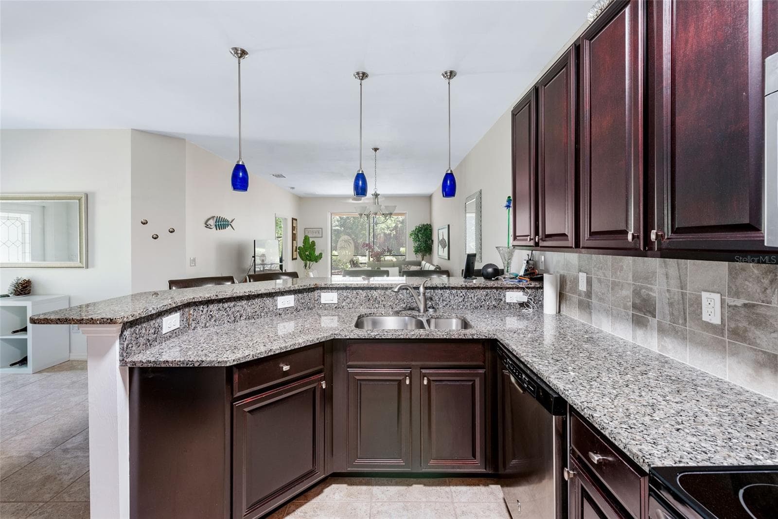 Villa at 29696 ONTARIO CT, ENGLEWOOD, photo 30 of 58