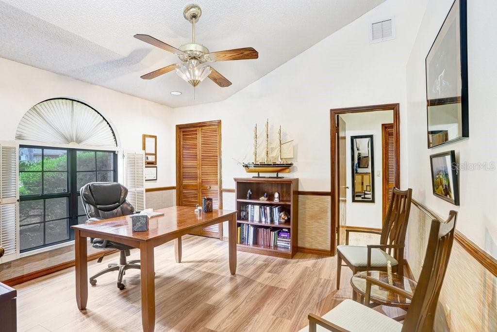4th Bedroom/Office connected to Primary Bathroom - 507 SPORTSMAN PARK DR, SEFFNER