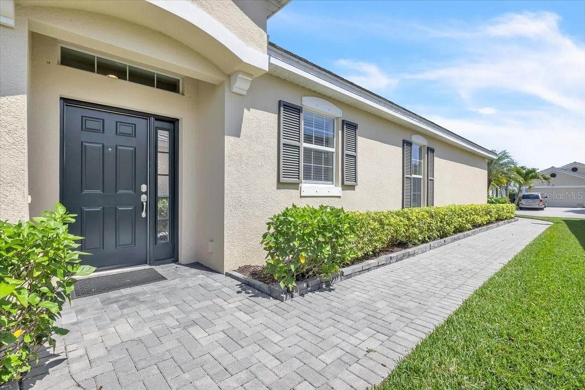 Single Family Residence at 2615 VAREO CT, CAPE CORAL, photo 3 of 48
