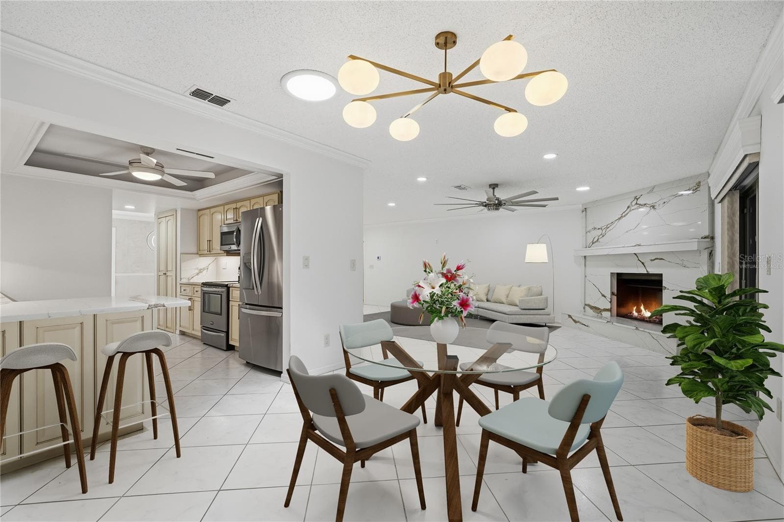 Virtually Staged Dinette - 3071 BOLT DR, PALM HARBOR