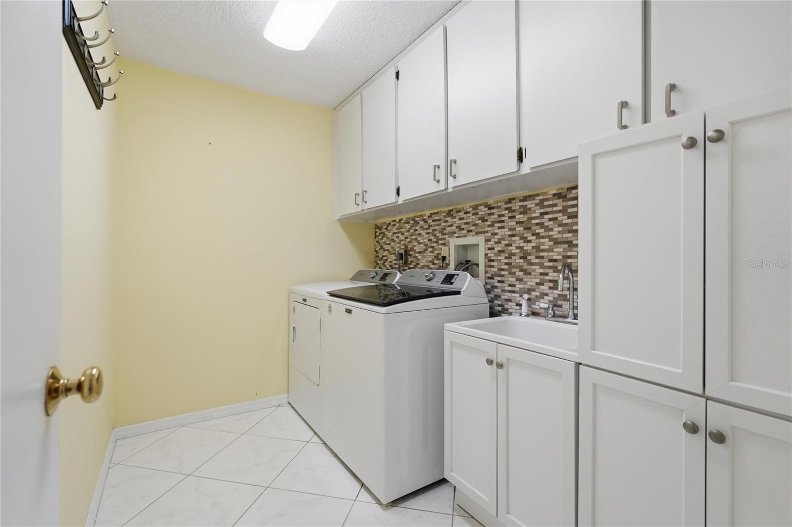 Laundry Room - 3071 BOLT DR, PALM HARBOR