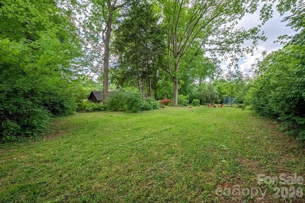 Grassy yard - 2107 Mandarin Boulevard, Charlotte