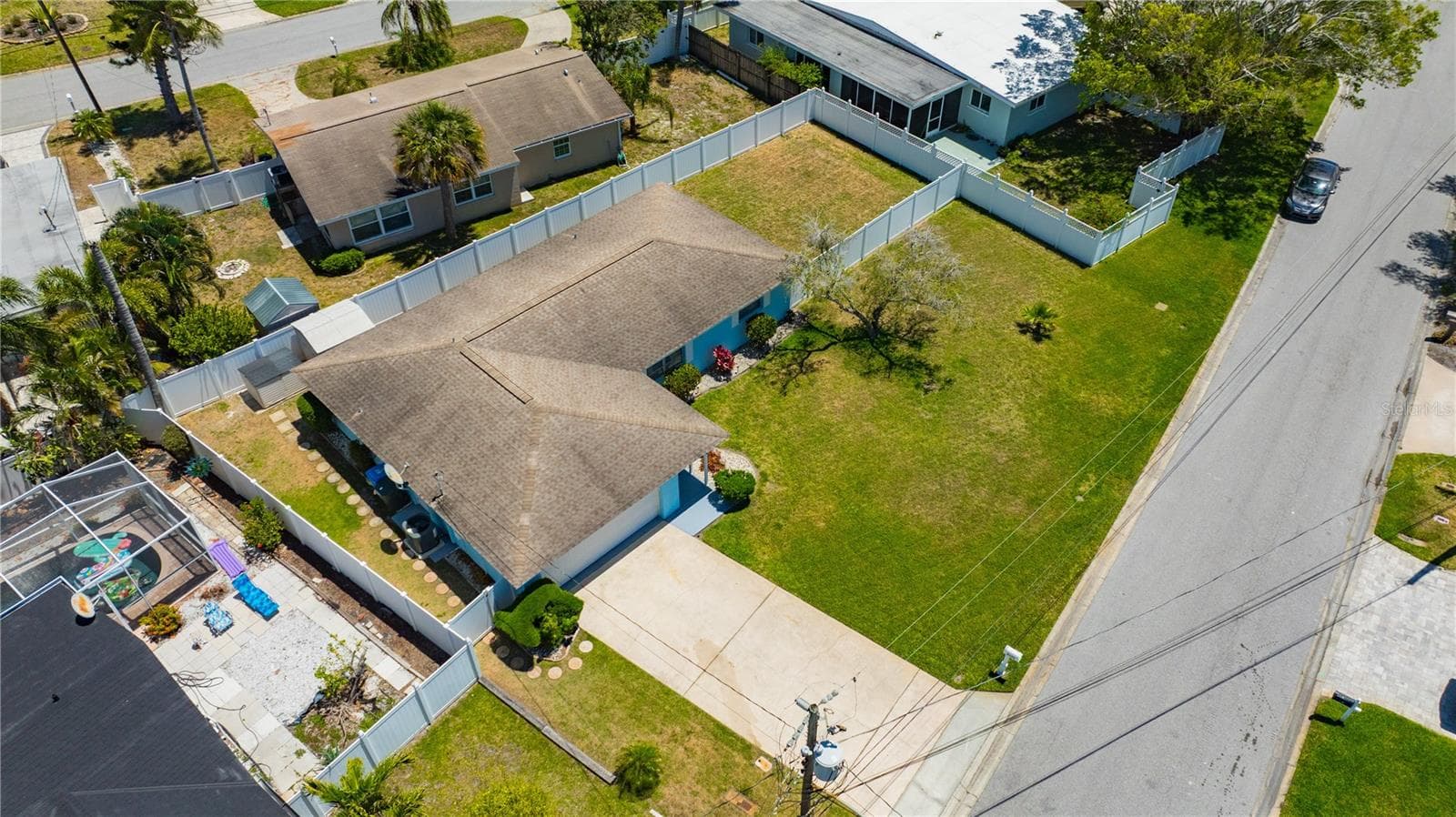 Single Family Residence at 2155 EDYTHE DR, DUNEDIN, photo 53 of 59