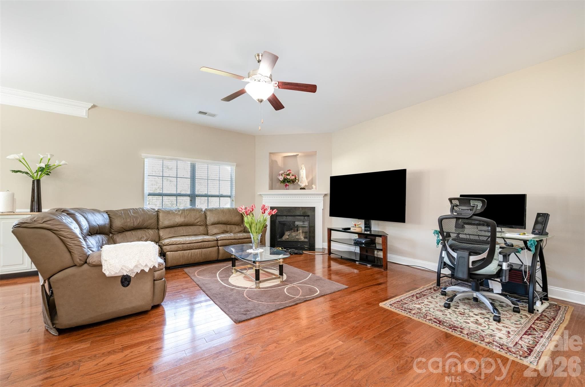 Single Family Residence at Charlotte, photo 9 of 36