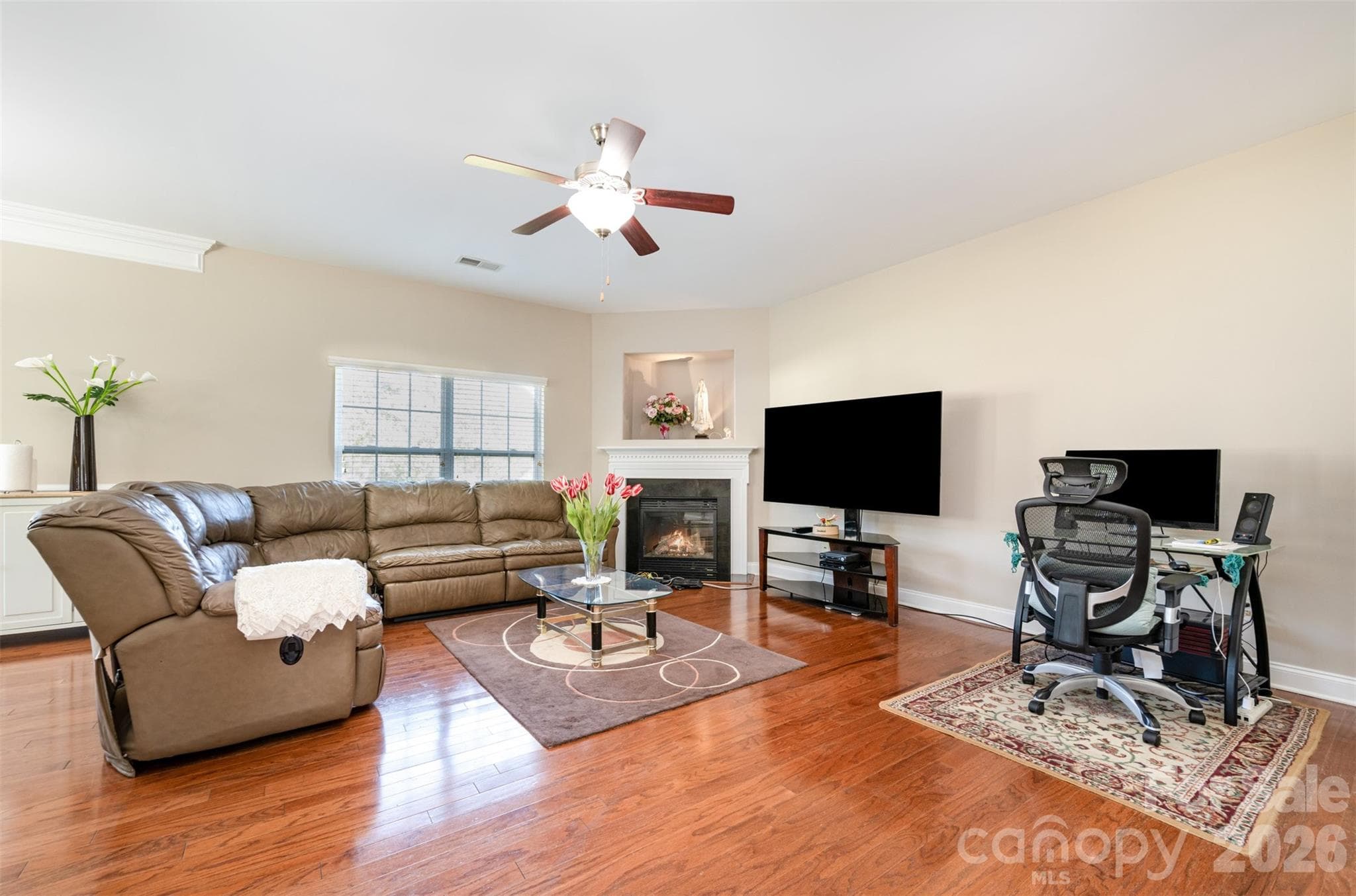 Single Family Residence at Charlotte, photo 10 of 36