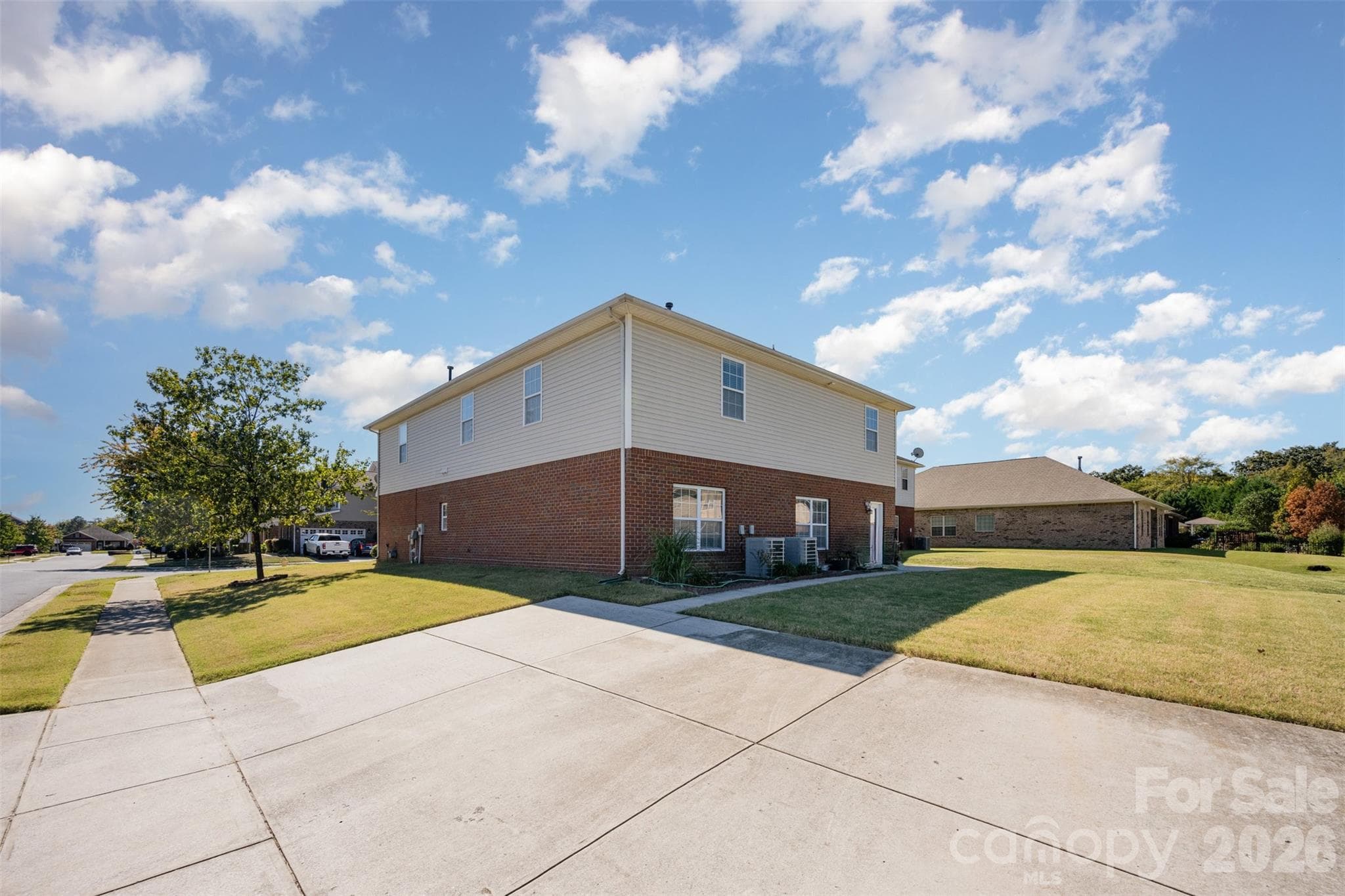 Single Family Residence at Charlotte, photo 34 of 36
