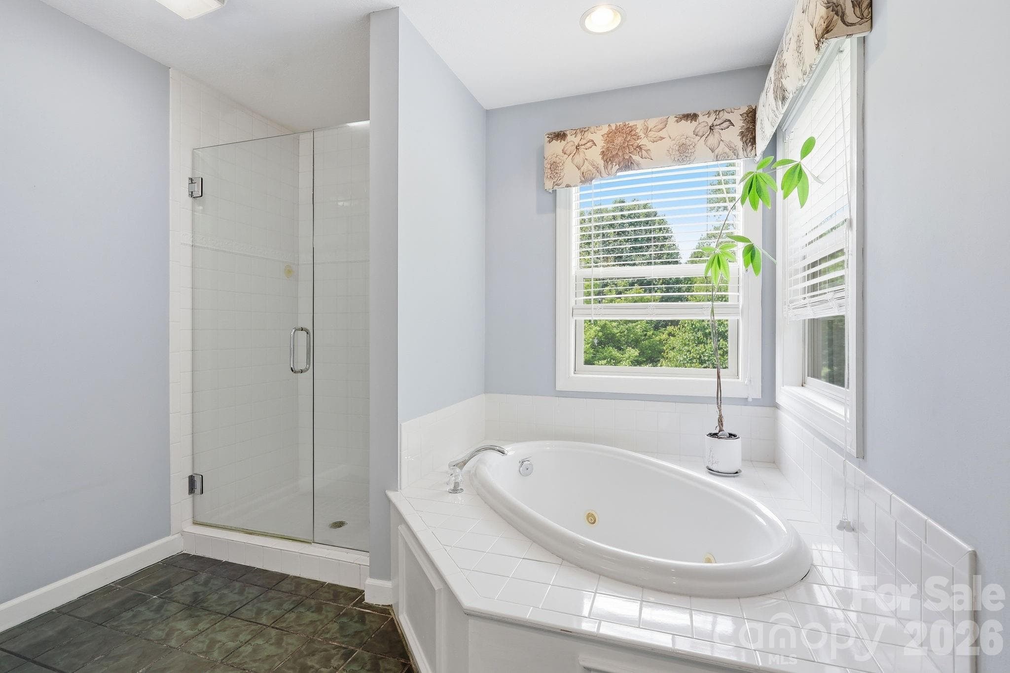 Single Family Residence at 306 Woodview Court, Fletcher, photo 24 of 42