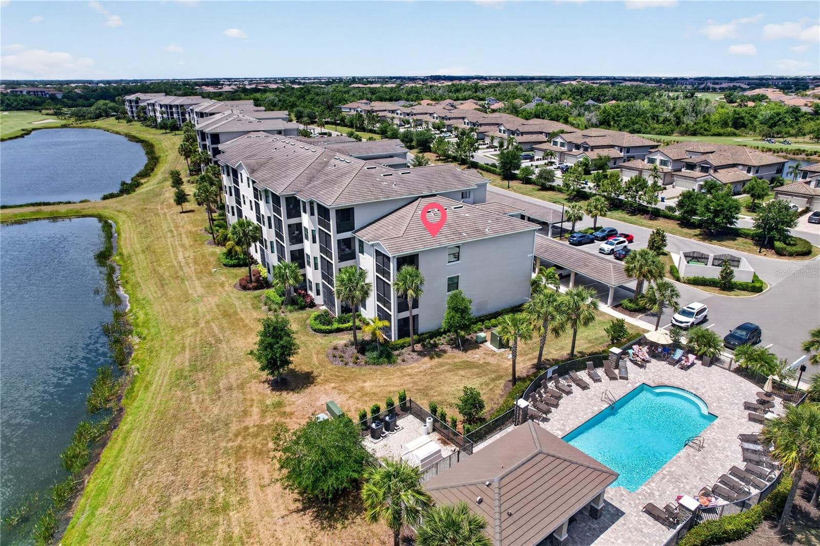 Condominium at 17724 GAWTHROP DR #301, BRADENTON, photo 4 of 50