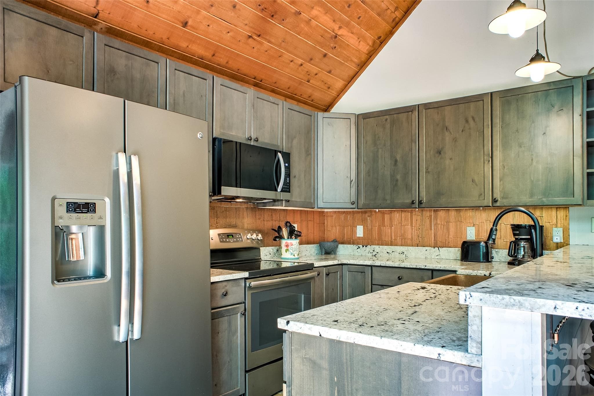 Single Family Residence at 491 Mckenzie Way S, Old Fort, photo 16 of 28