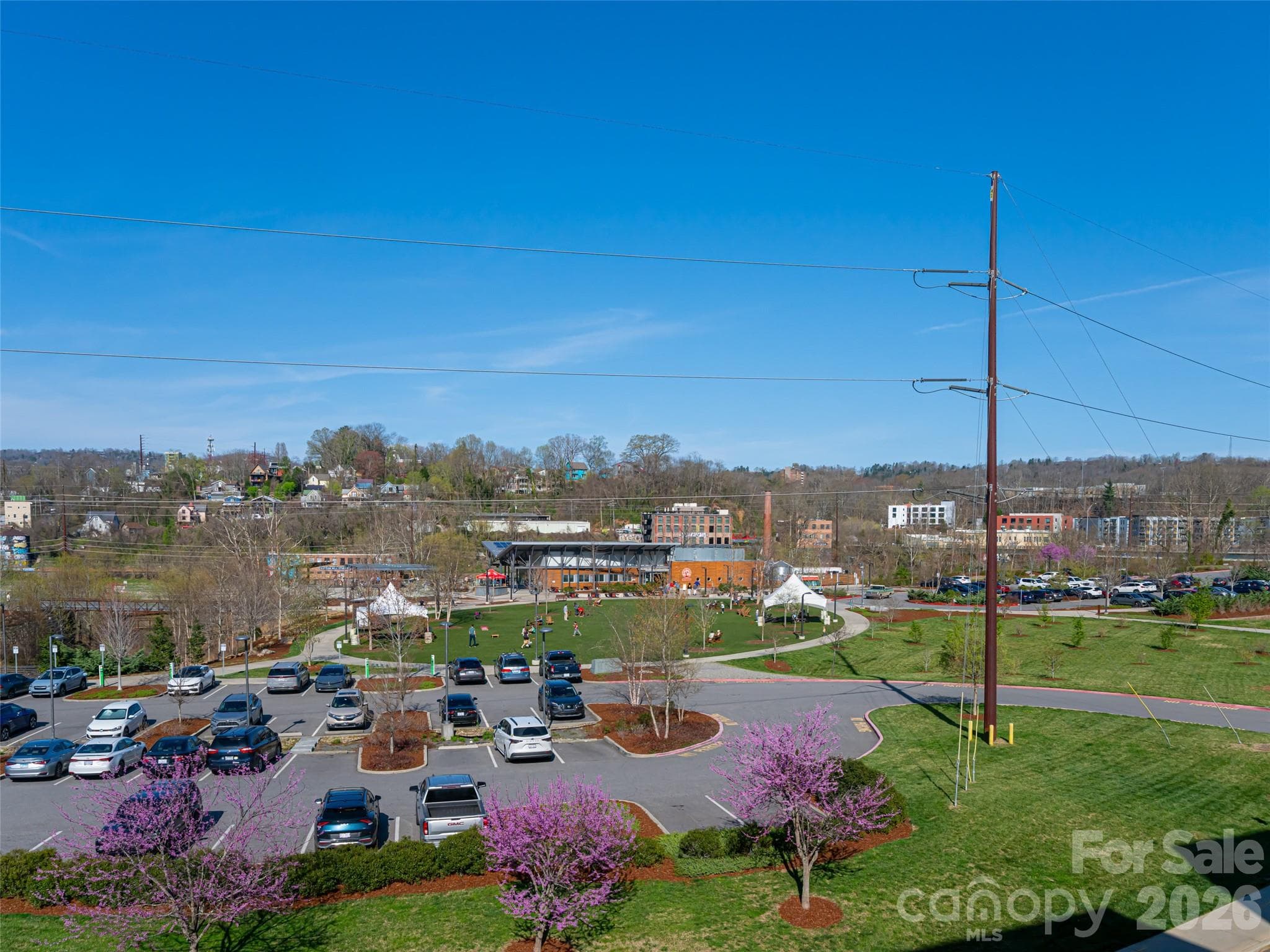Condominium at 68 Craven Street, Asheville, photo 25 of 38