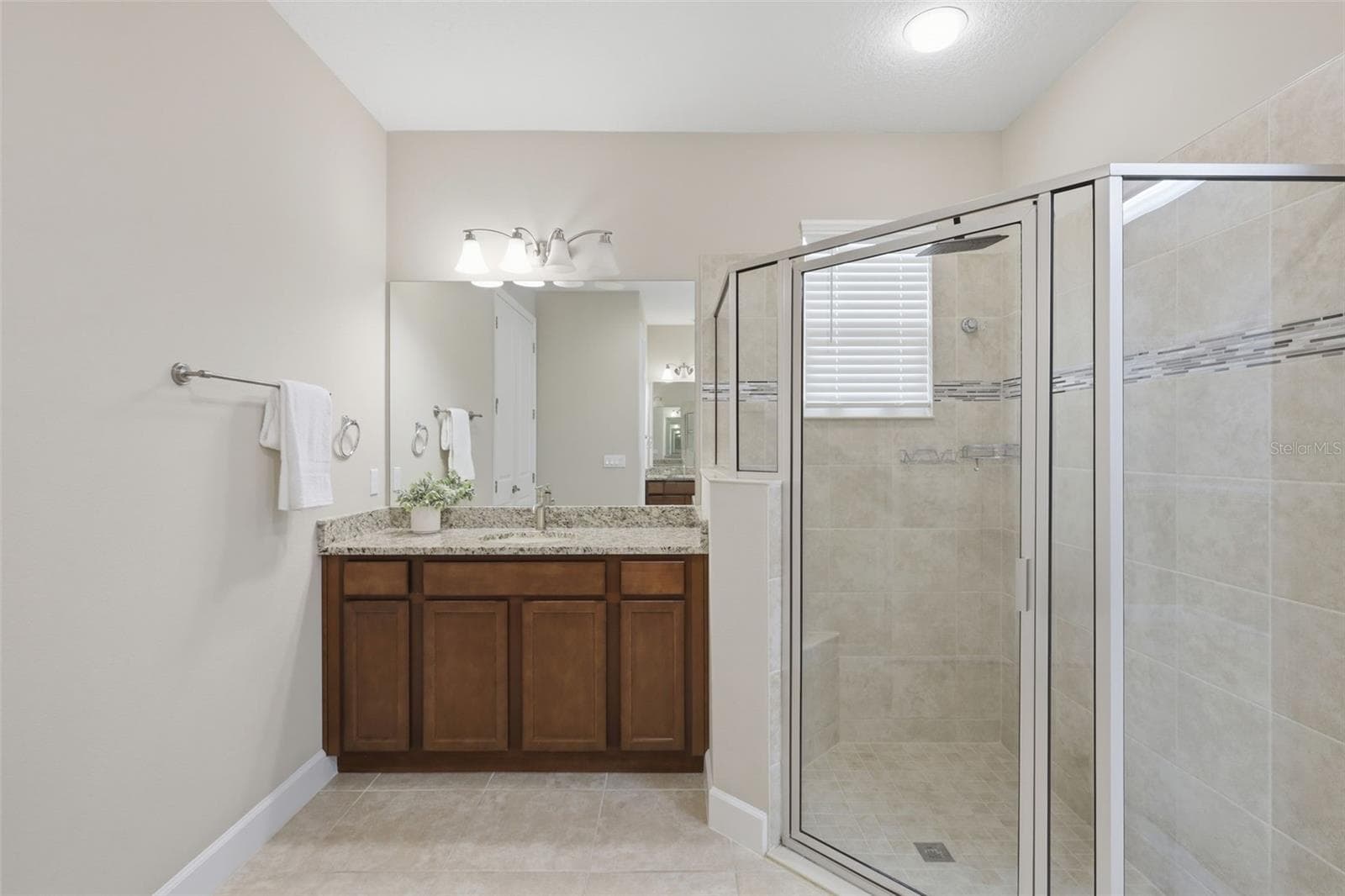 PRIMARY BATHROOM - 1022 VICTORIA HILLS DR S, DELAND
