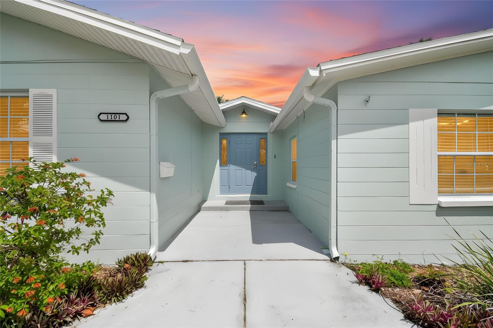Single Family Residence at 1101 81ST AVE N, ST PETERSBURG, photo 2 of 66