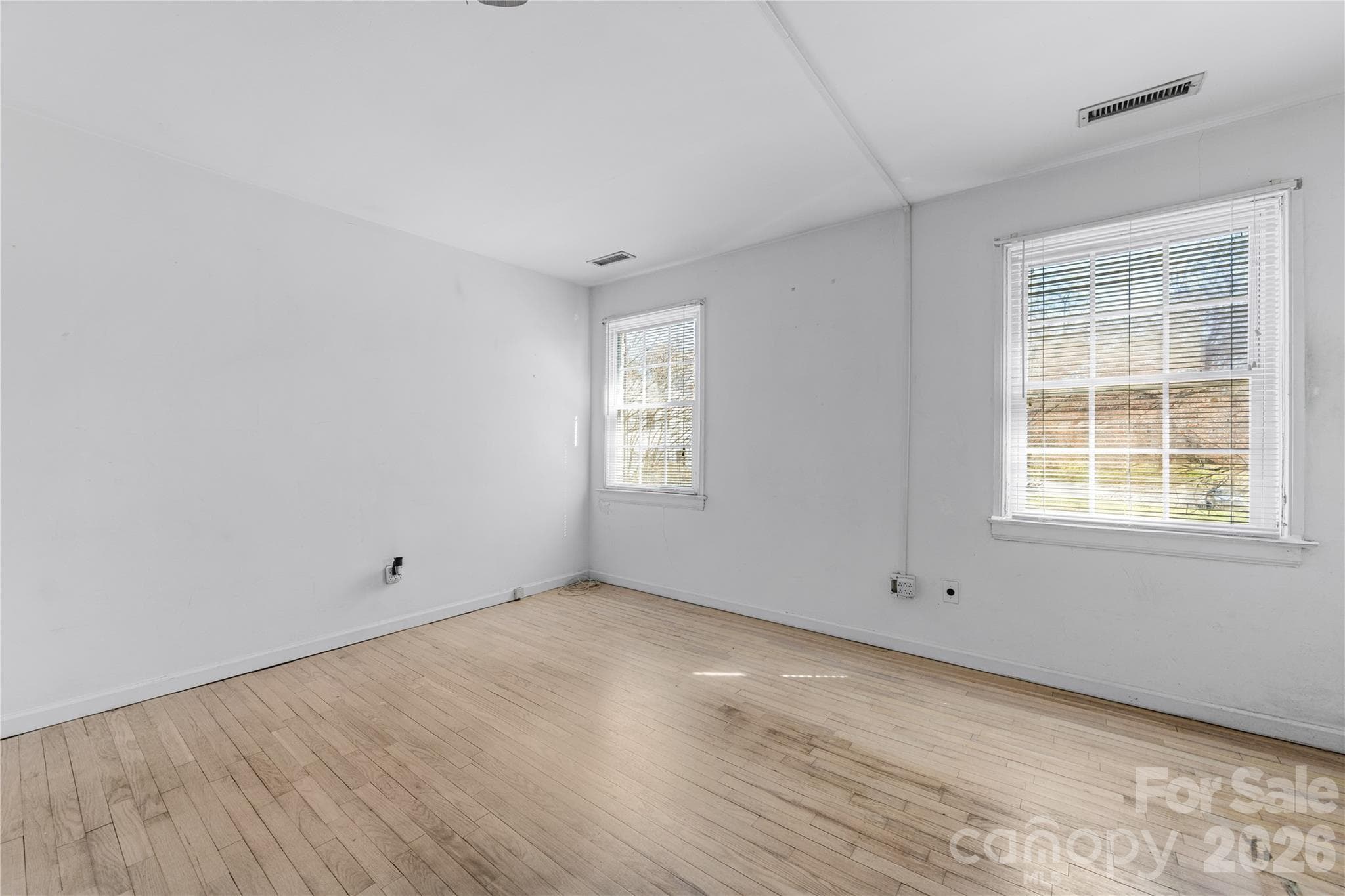 Condominium at Charlotte, photo 7 of 25
