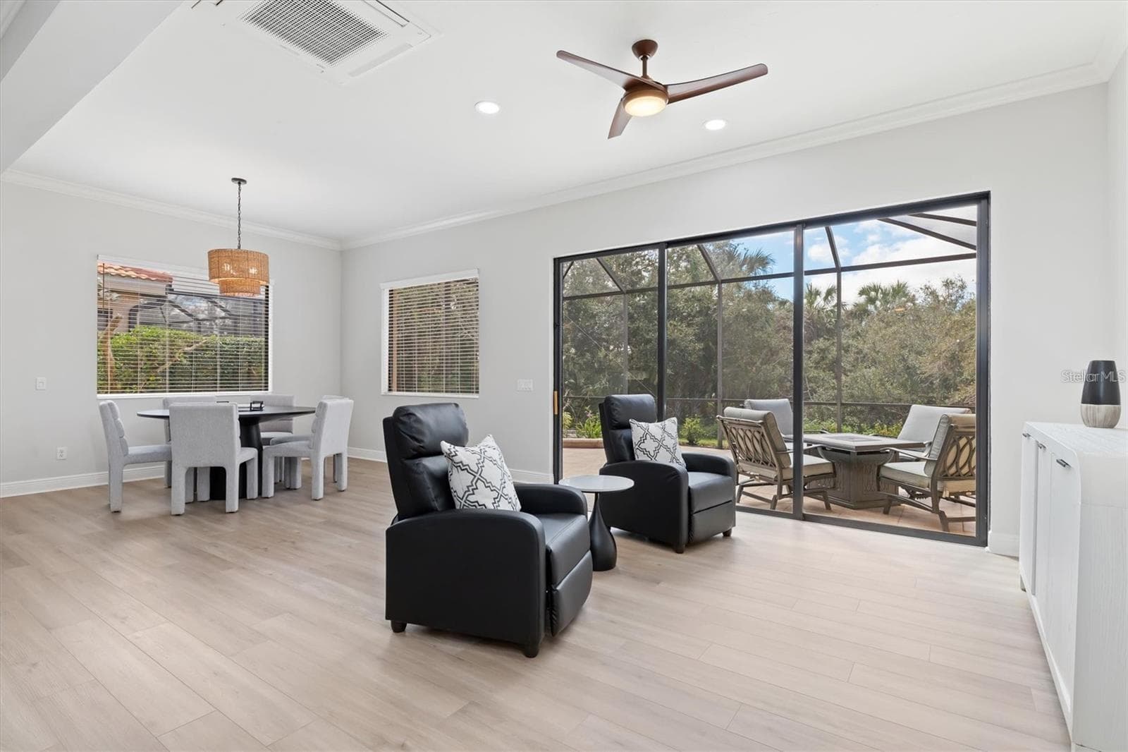 Single Family Residence at 5142 COTE DU RHONE WAY, SARASOTA, photo 10 of 31