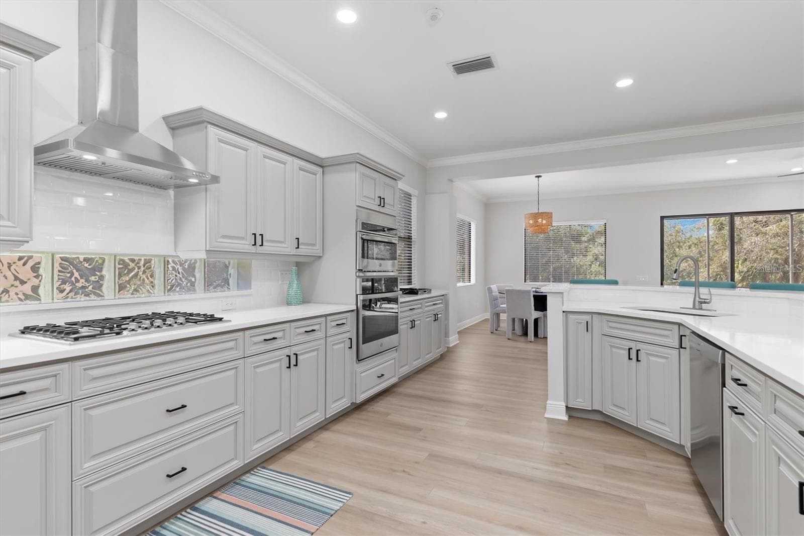 Single Family Residence at 5142 COTE DU RHONE WAY, SARASOTA, photo 14 of 31