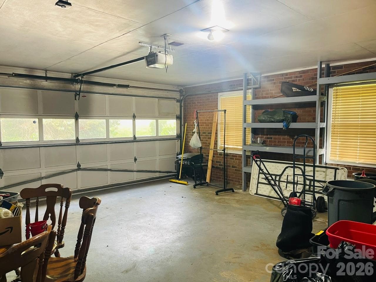 Garage - 348 Random Drive, New London