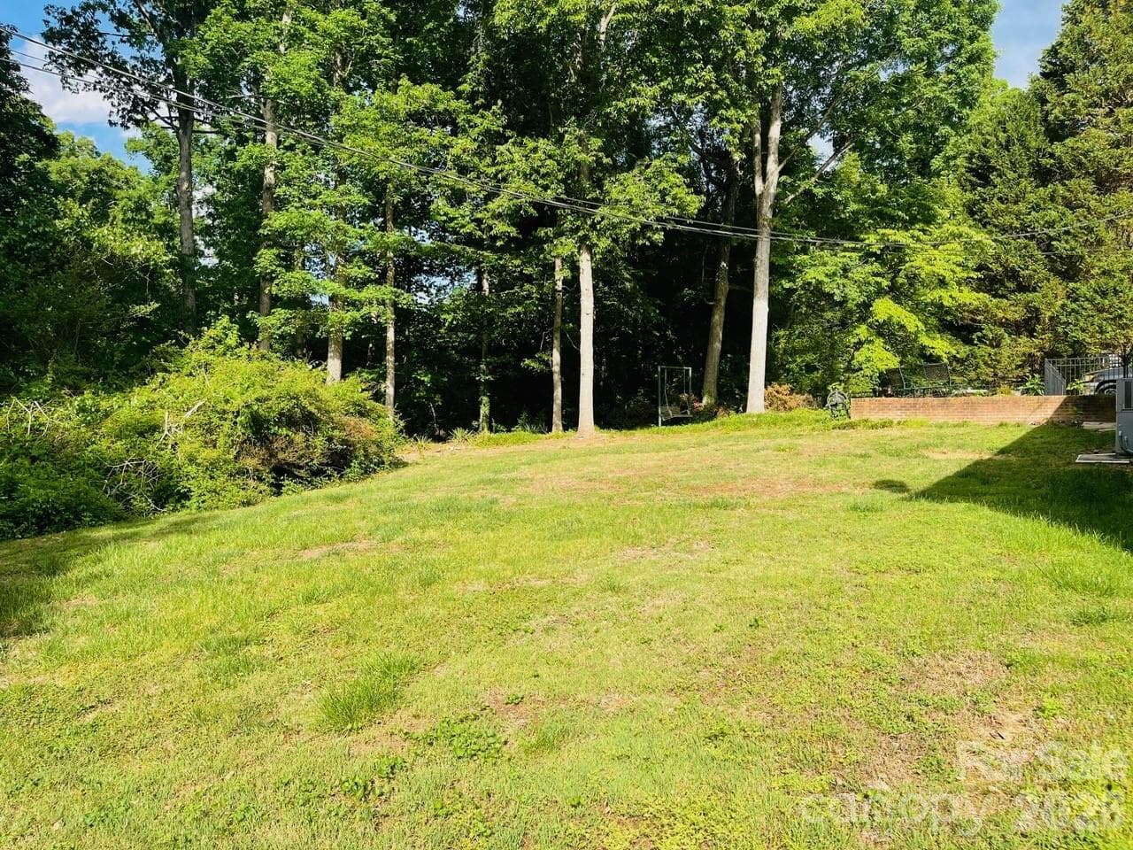 Back-yard - 348 Random Drive, New London