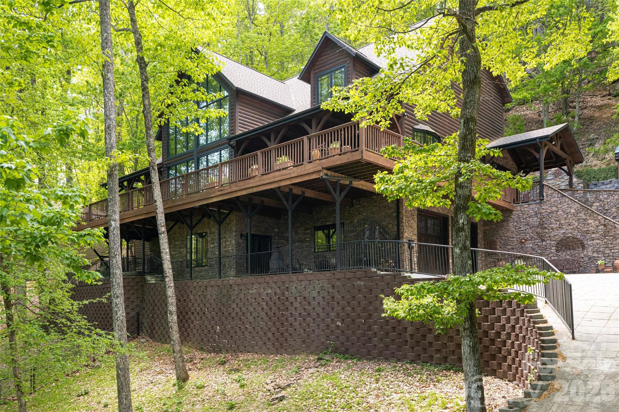 Single Family Residence at 14 Walnut Drive, Mills River, photo 4 of 48