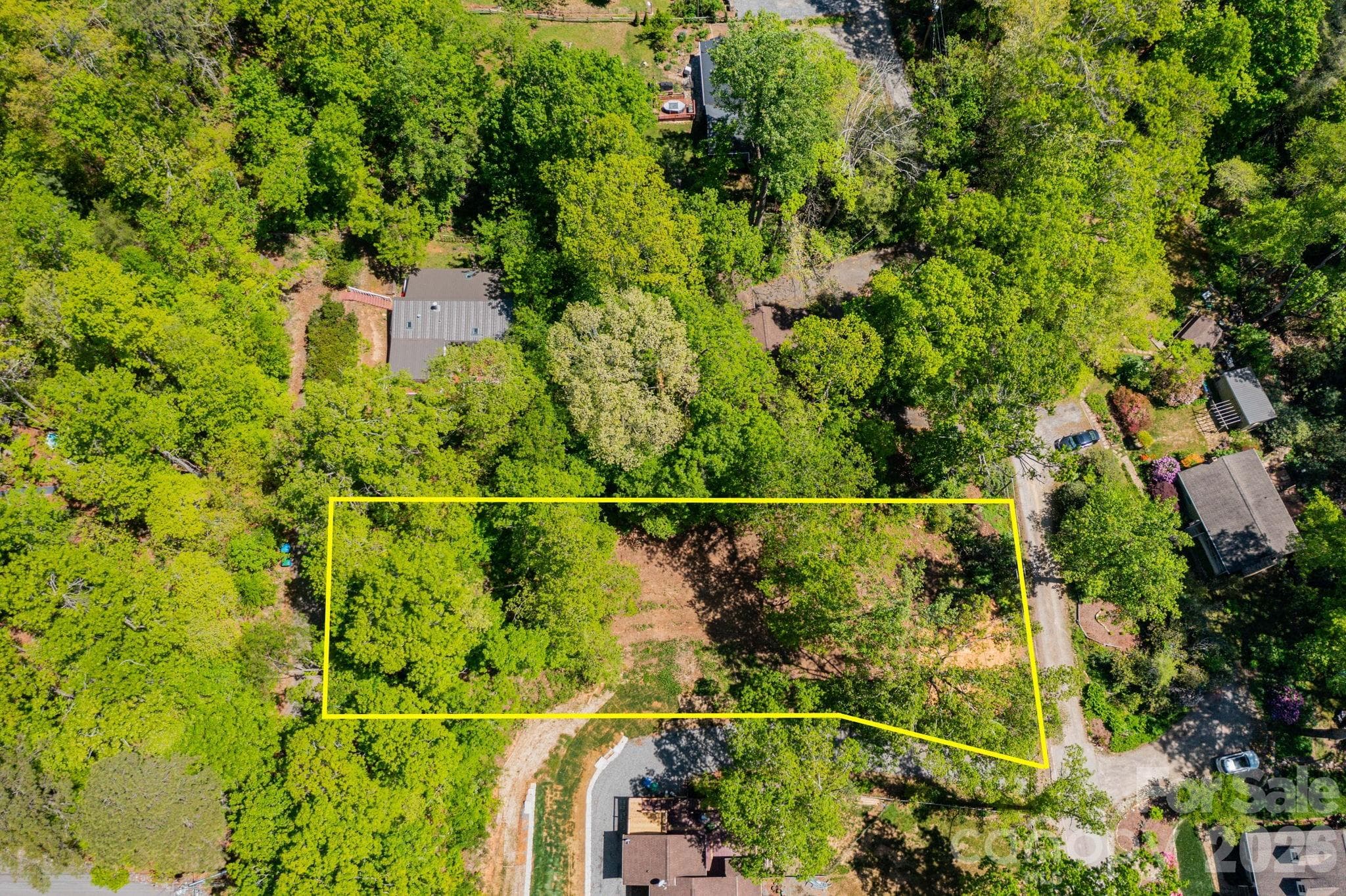 Lot at Black Mountain, photo 4 of 18
