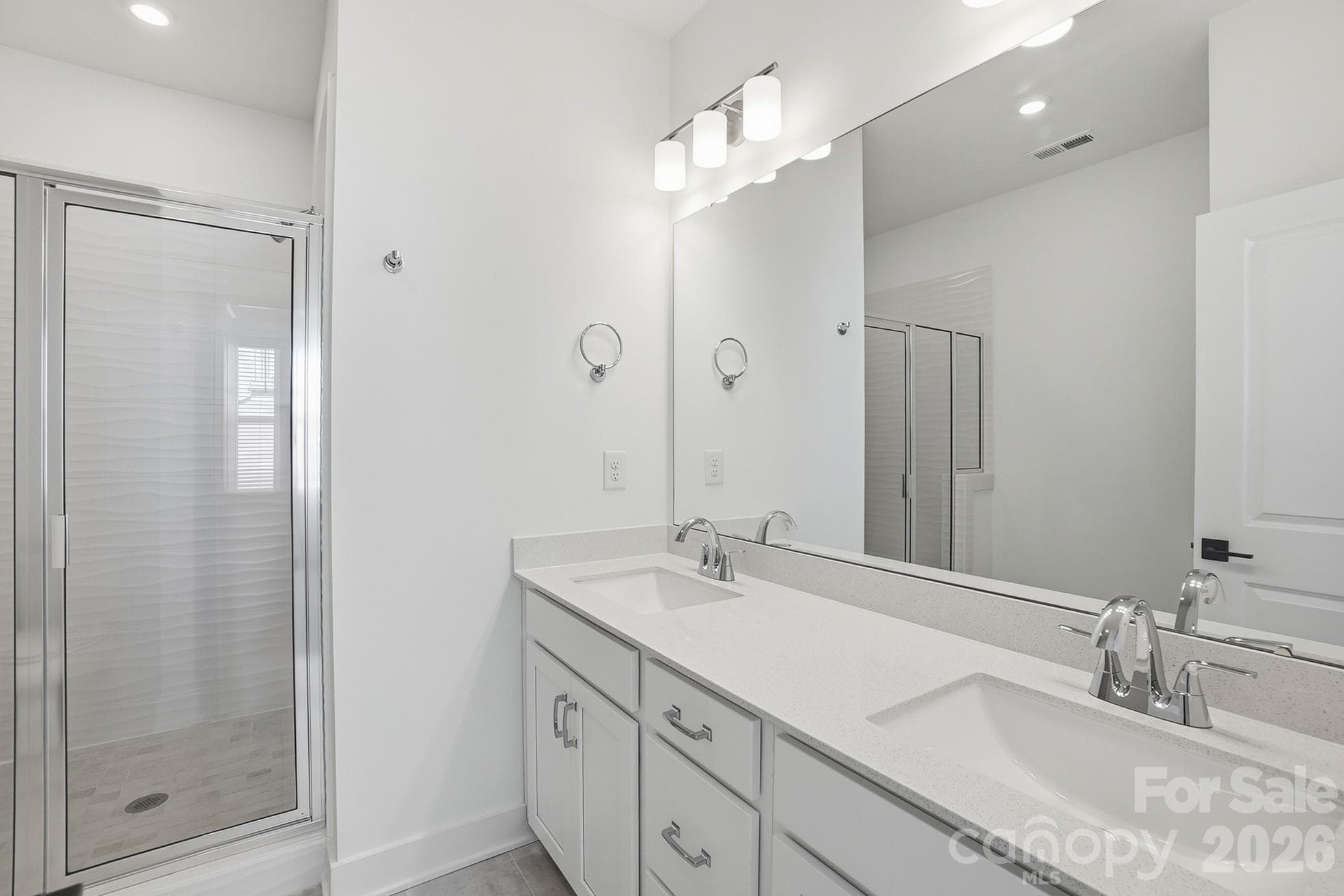 Owner's Bath w/ dual vanity and standup shower - 1135 Kokomo Lane, Charlotte