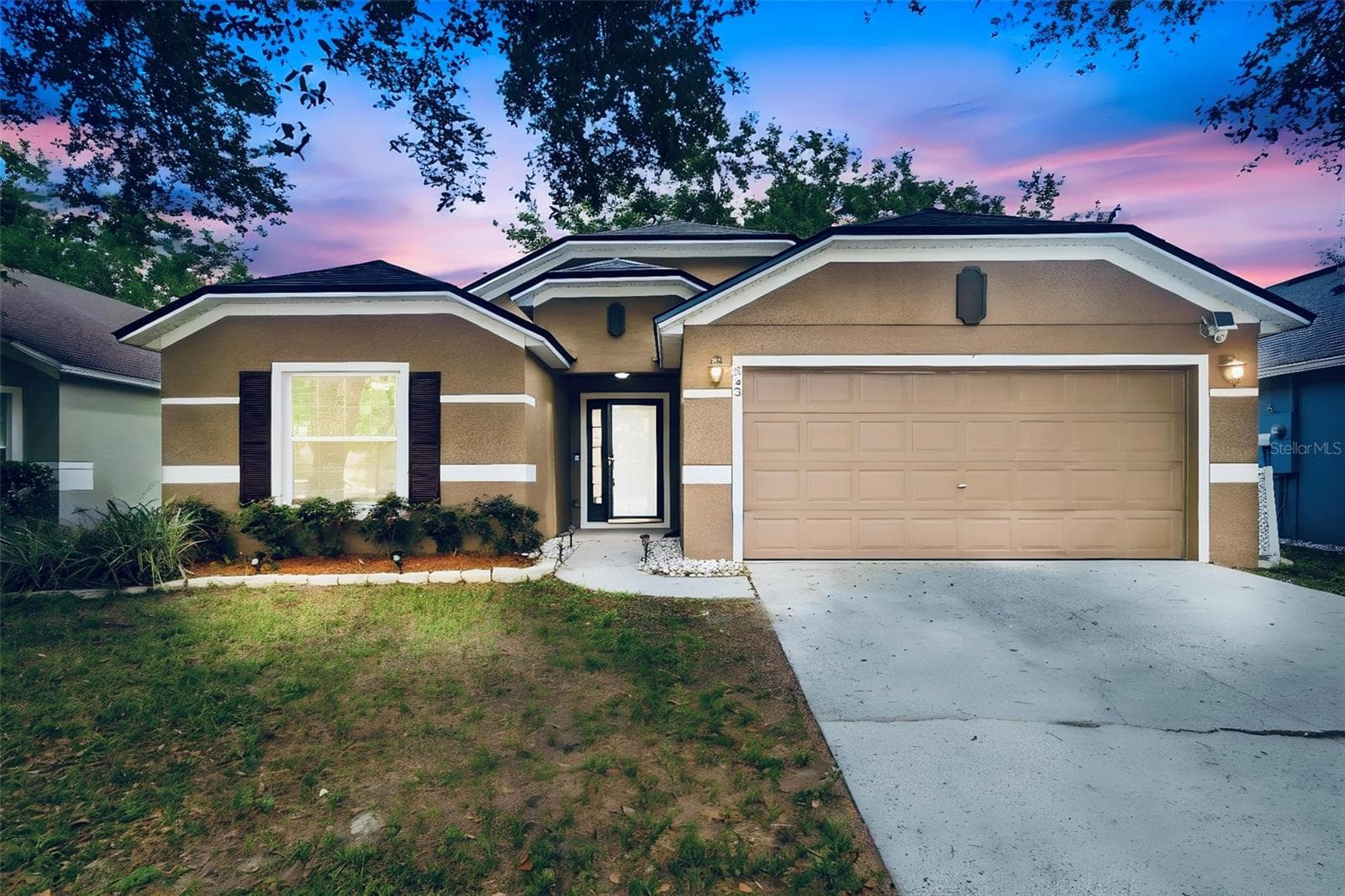 Single Family Residence at 553 MAIDENHAIR CT, ORANGE CITY, photo 4 of 35