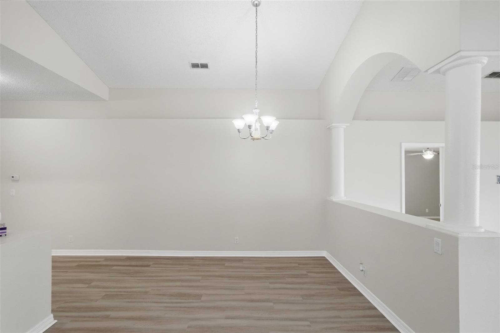 Single Family Residence at 553 MAIDENHAIR CT, ORANGE CITY, photo 13 of 35