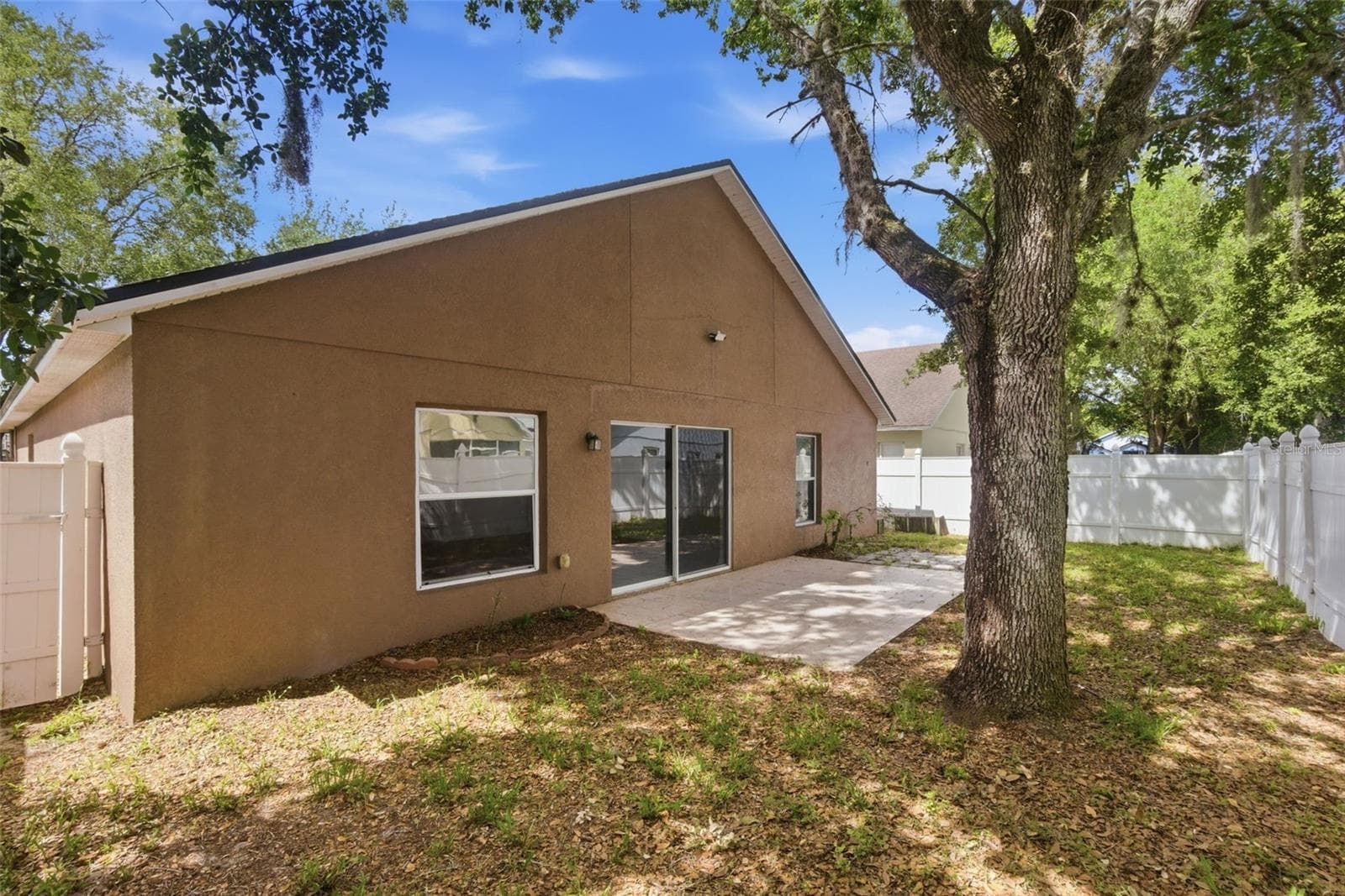 Single Family Residence at 553 MAIDENHAIR CT, ORANGE CITY, photo 29 of 35