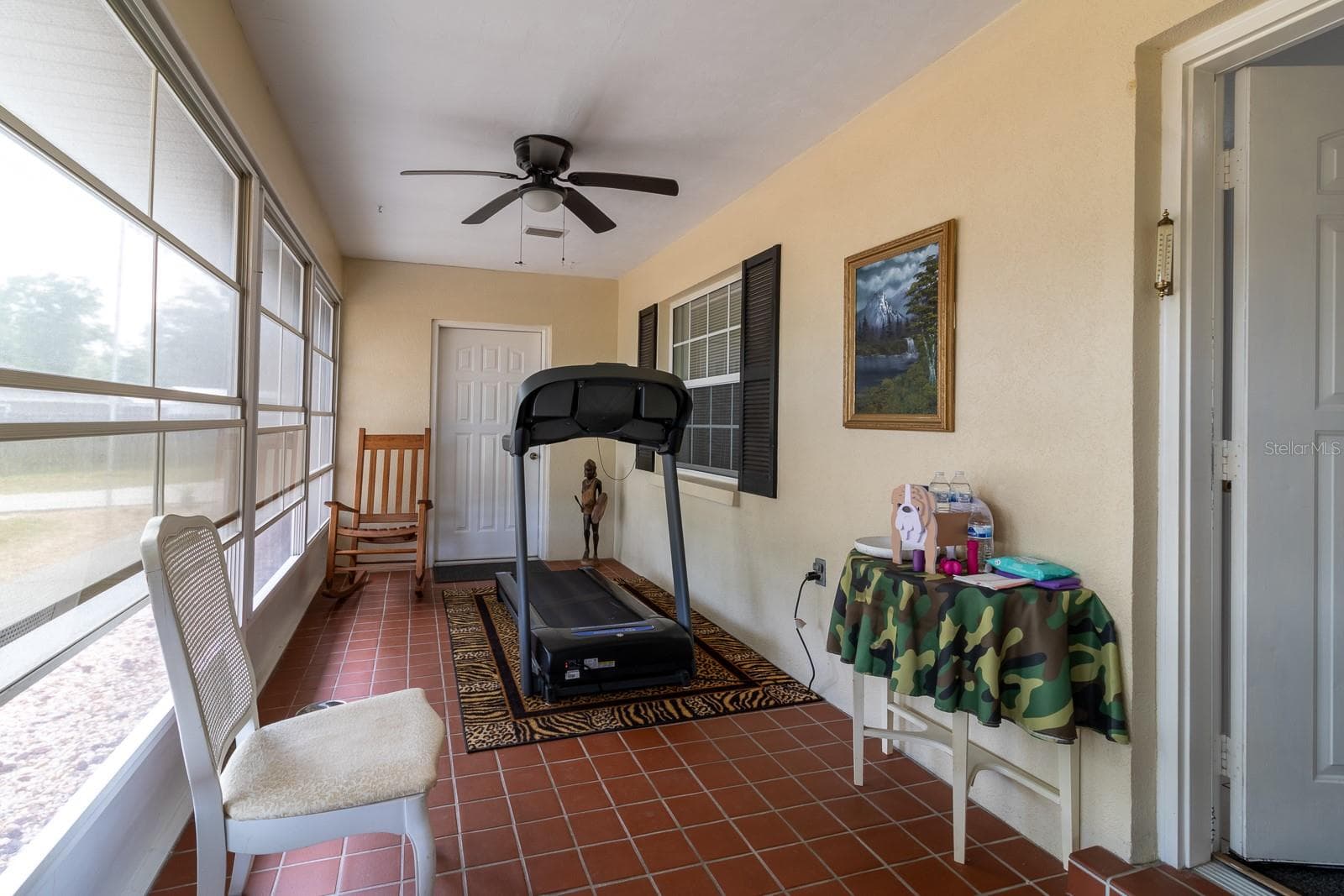 Front Screened Porch - 300 SW BRIGHTON CT, FORT WHITE