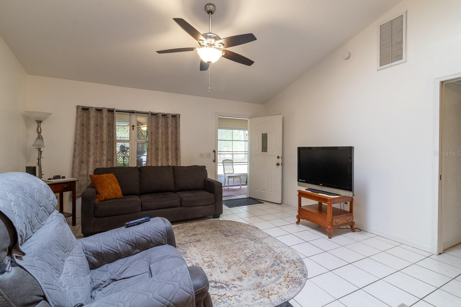 Single Family Residence at 300 SW BRIGHTON CT, FORT WHITE, photo 13 of 39