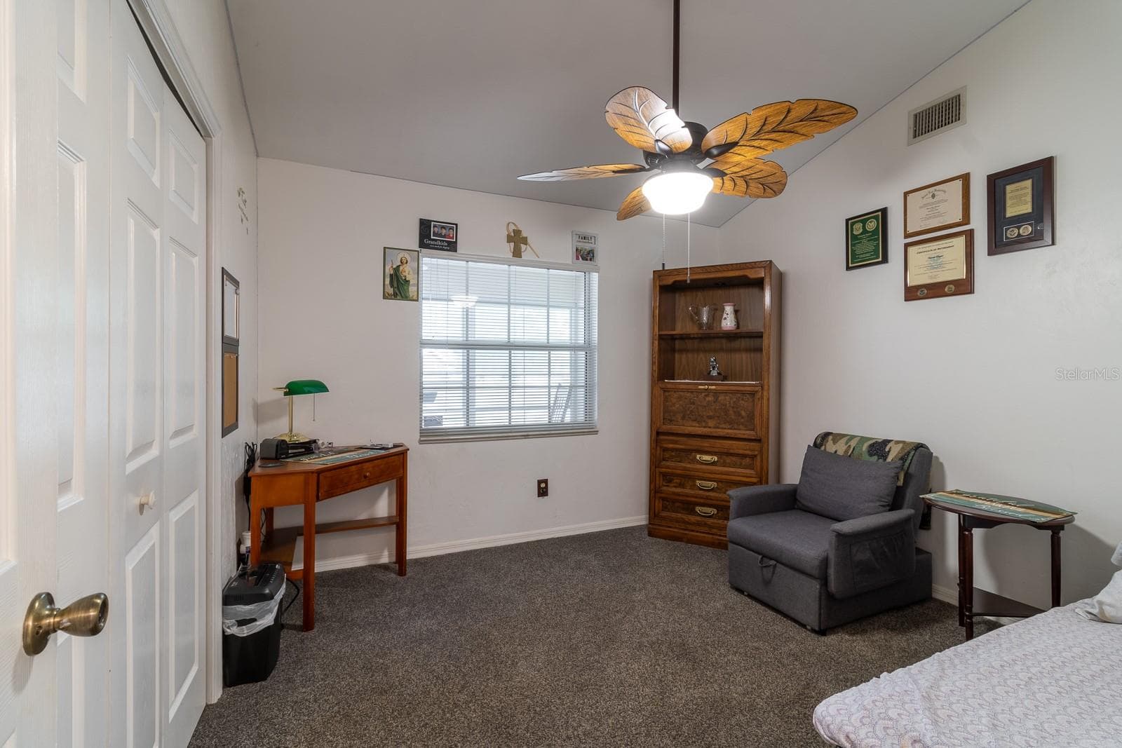 Guest Room - 300 SW BRIGHTON CT, FORT WHITE