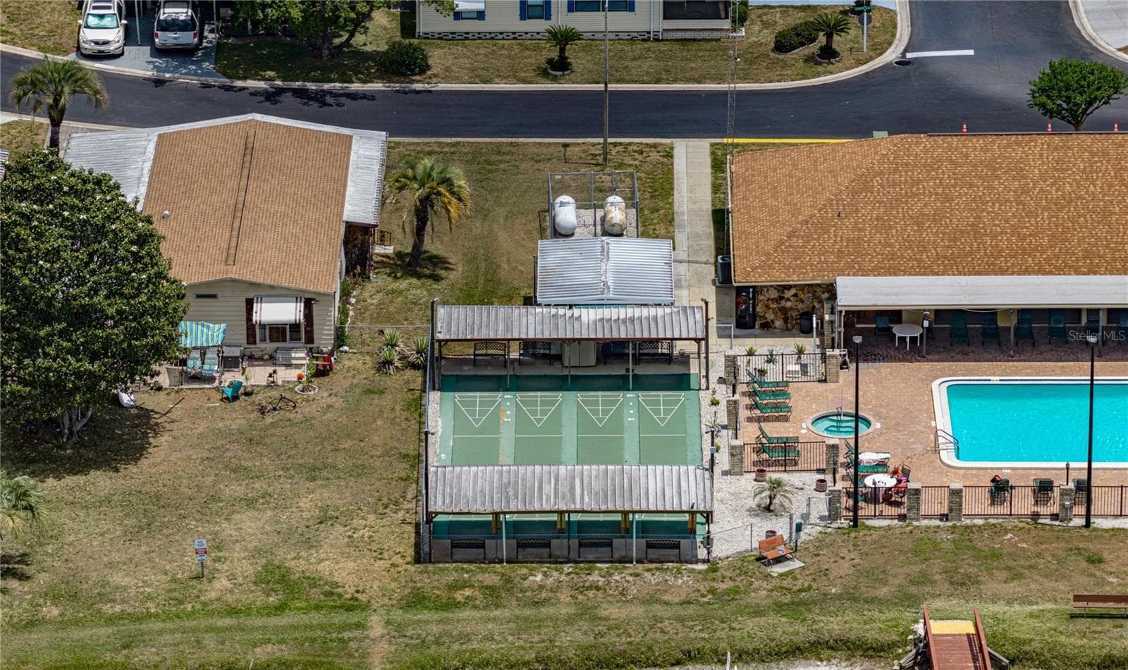 Manufactured Home at 3201 HIDDEN LAKE DR, WESLEY CHAPEL, photo 55 of 58