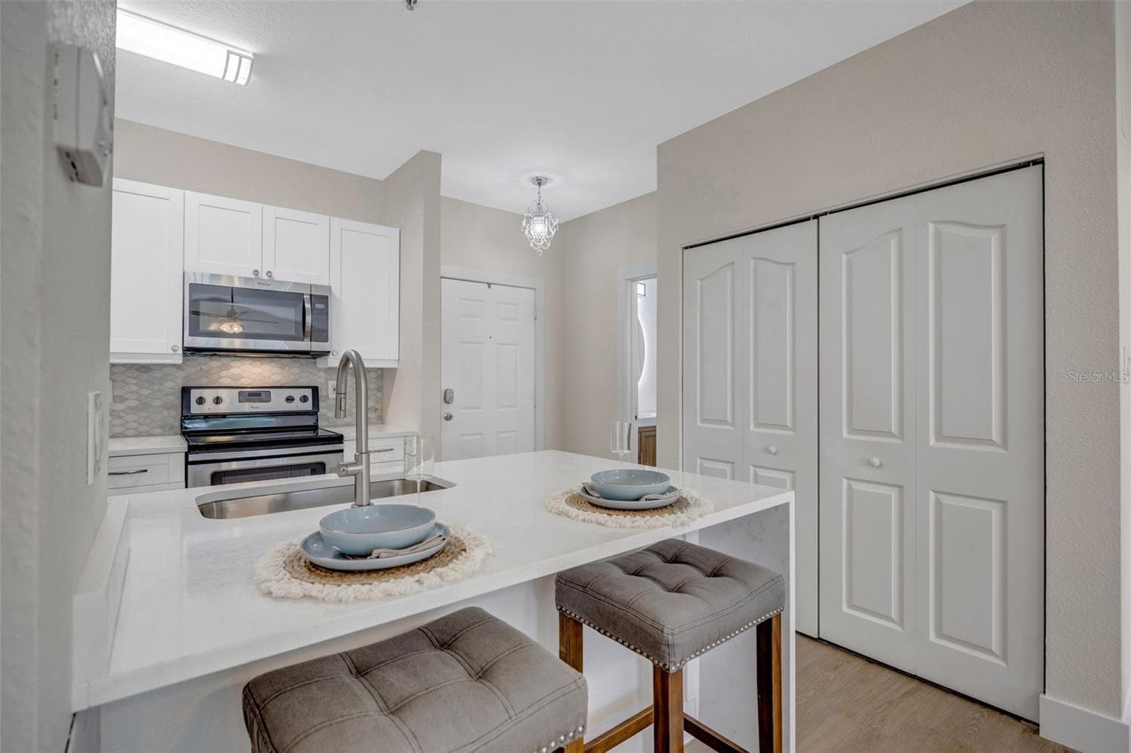 Condominium at 5000 CULBREATH KEY WAY #1-306, TAMPA, photo 11 of 47
