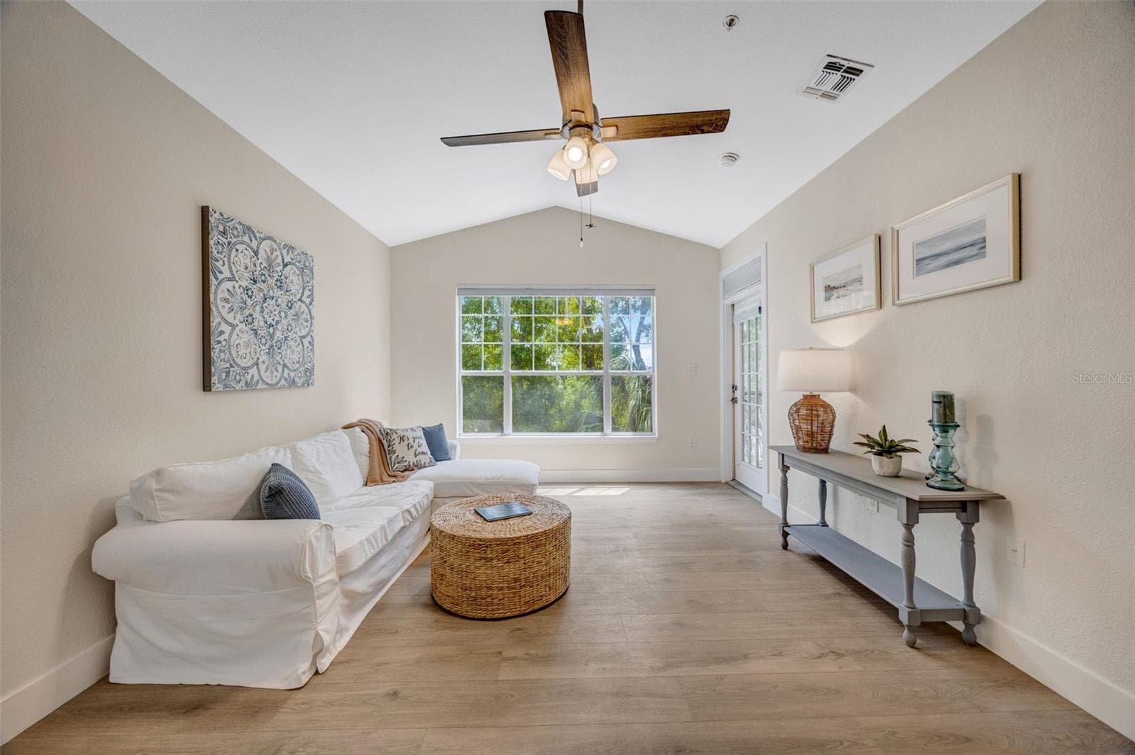 Condominium at 5000 CULBREATH KEY WAY #1-306, TAMPA, photo 12 of 47