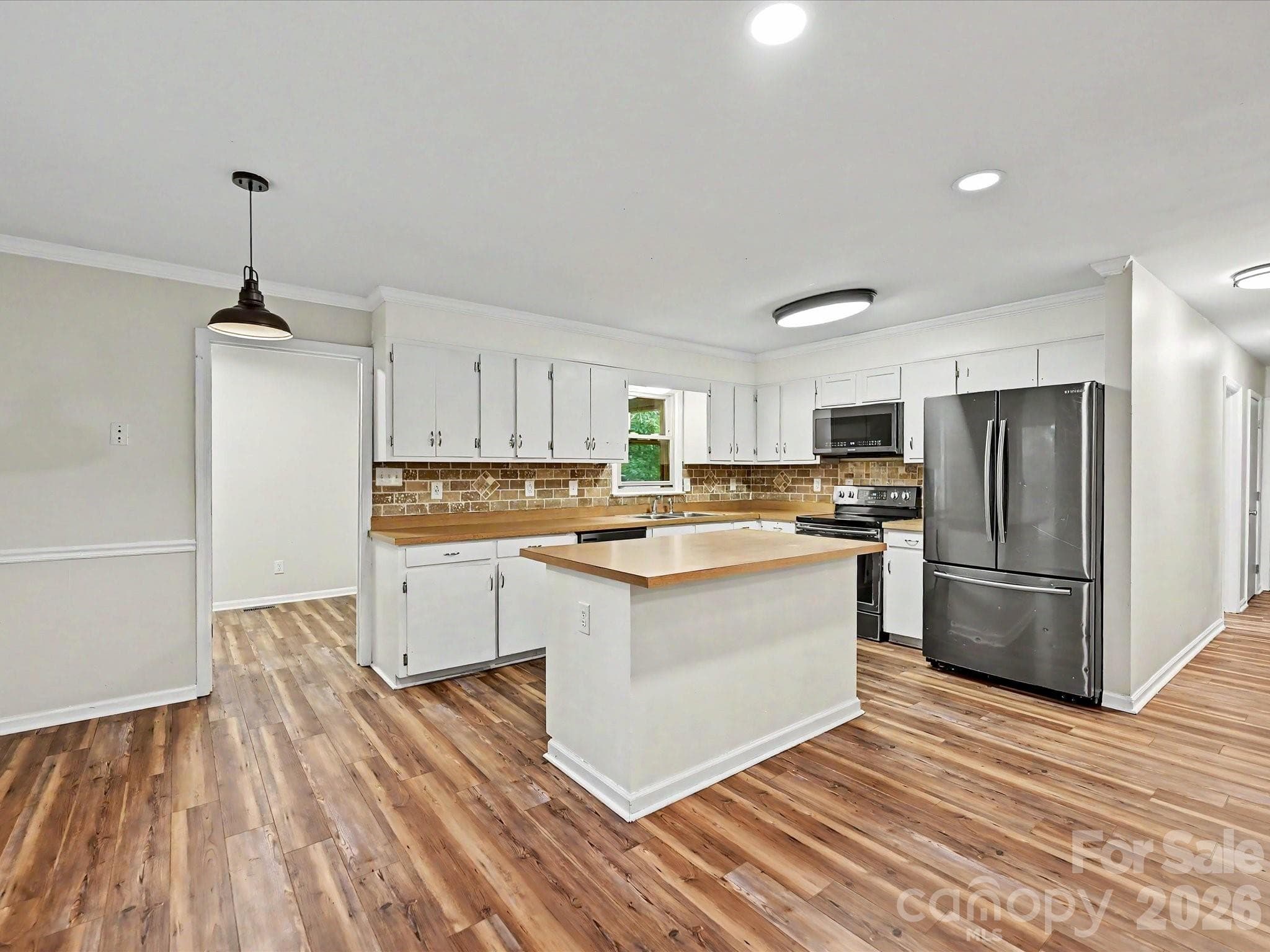 Single Family Residence at 1123 S Forest Hills School Road, Marshville, photo 8 of 41
