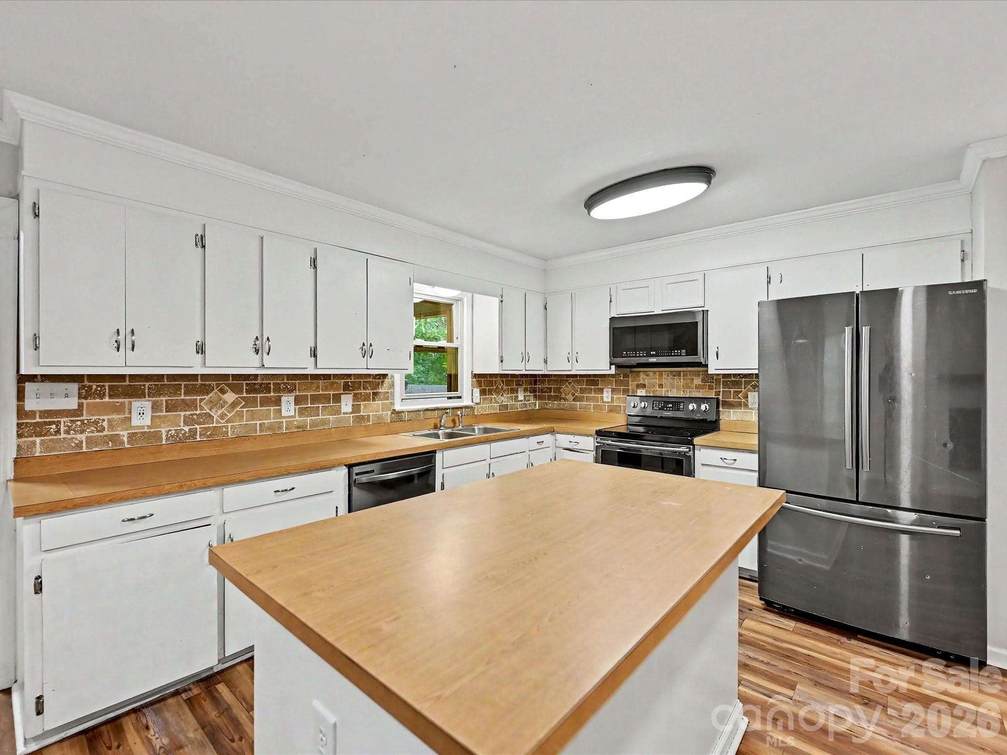 Single Family Residence at 1123 S Forest Hills School Road, Marshville, photo 9 of 41