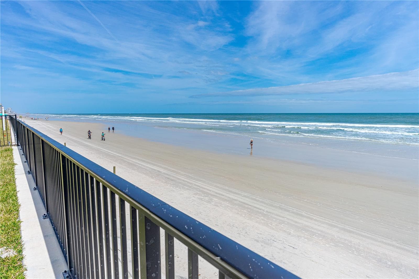 Condo - Hotel at 2301 S ATLANTIC AVE #126, DAYTONA BEACH, photo 32 of 37